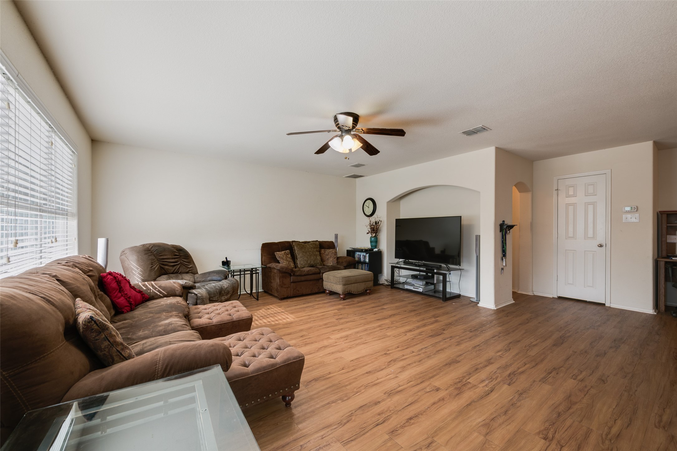 7408 Lazy Spur Boulevard