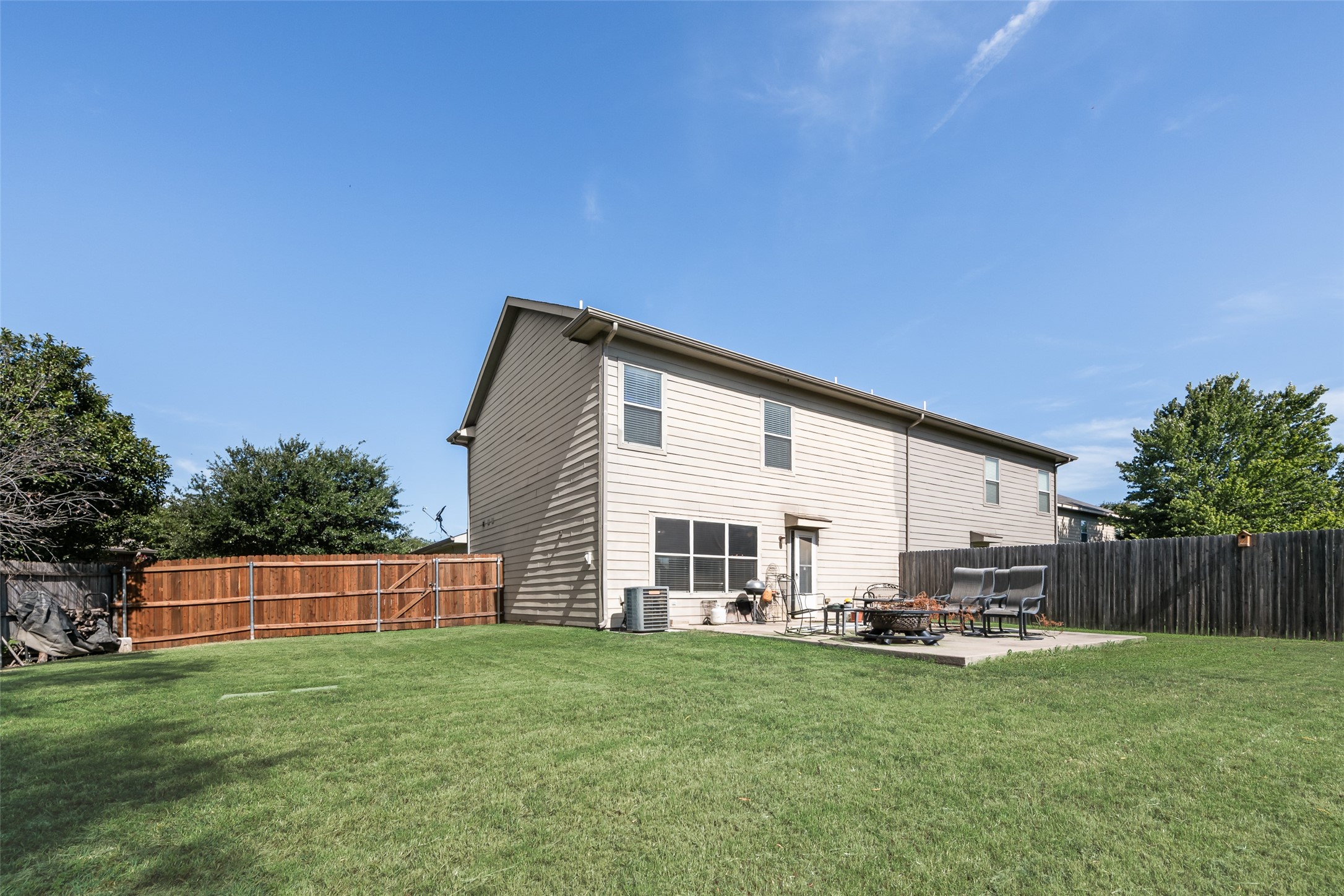 7408 Lazy Spur Boulevard