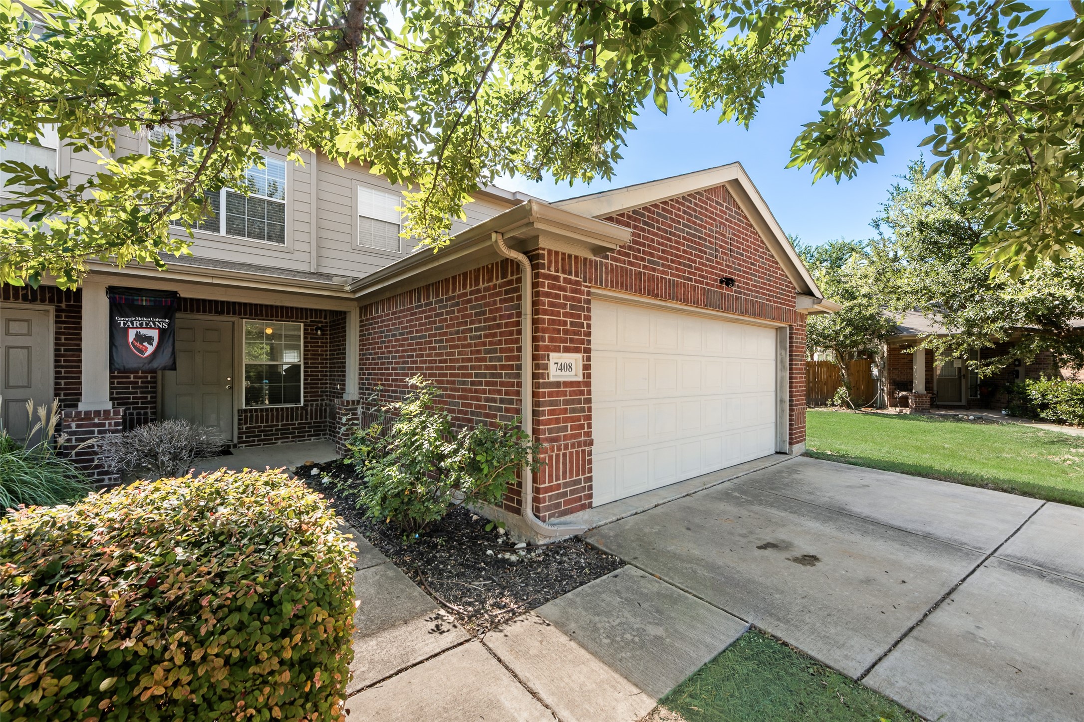 7408 Lazy Spur Boulevard