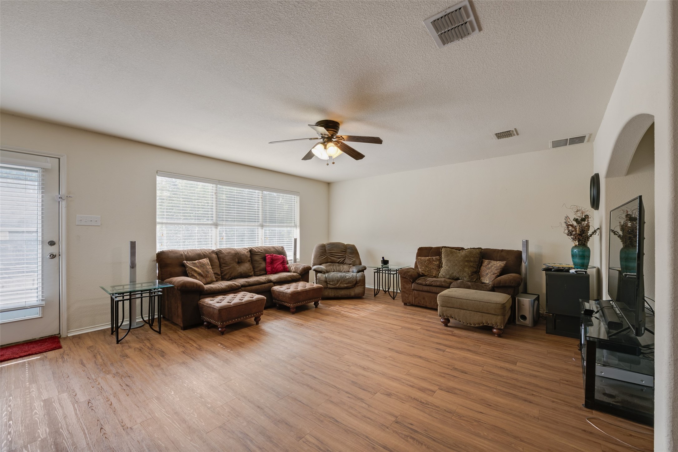 7408 Lazy Spur Boulevard