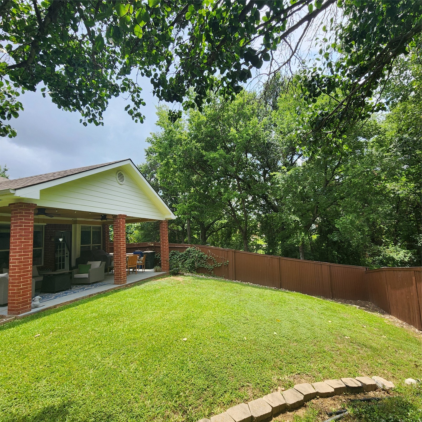 1104 Summerbrook Drive