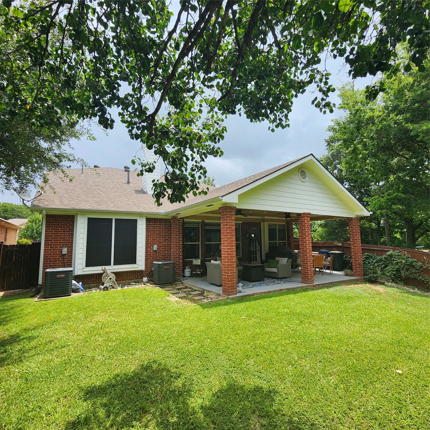 1104 Summerbrook Drive
