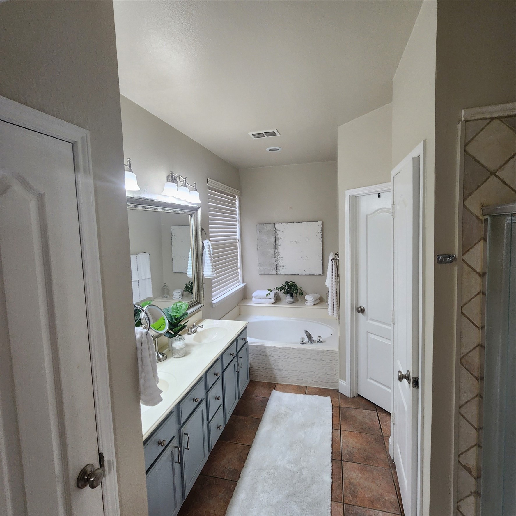 1104 Summerbrook Drive