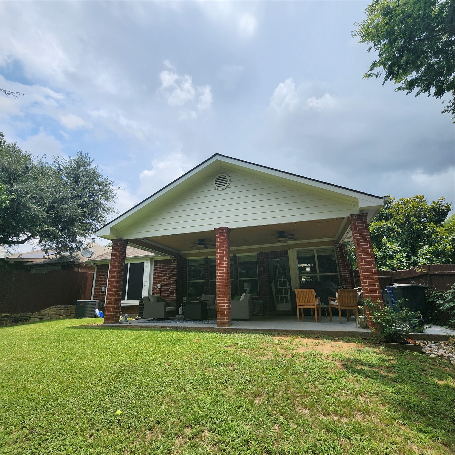 1104 Summerbrook Drive