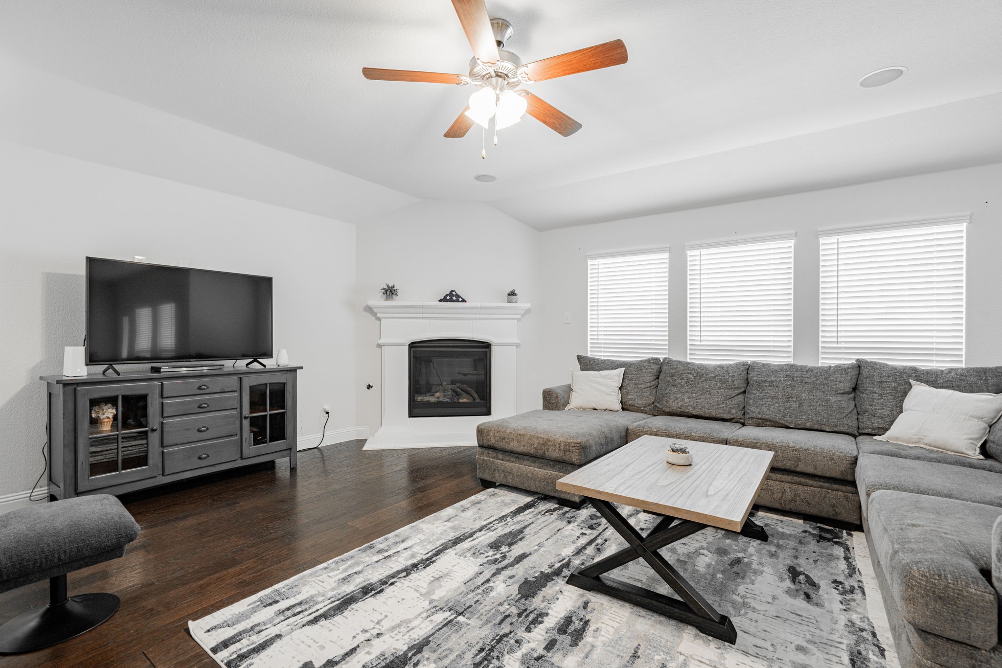 1406 San Bruno Court