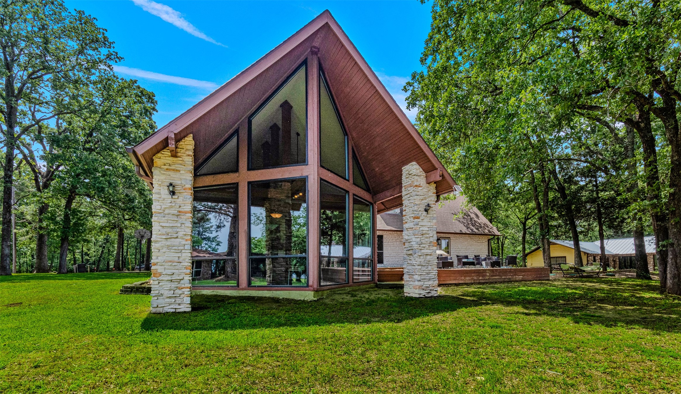 9580 Brockrim Lane