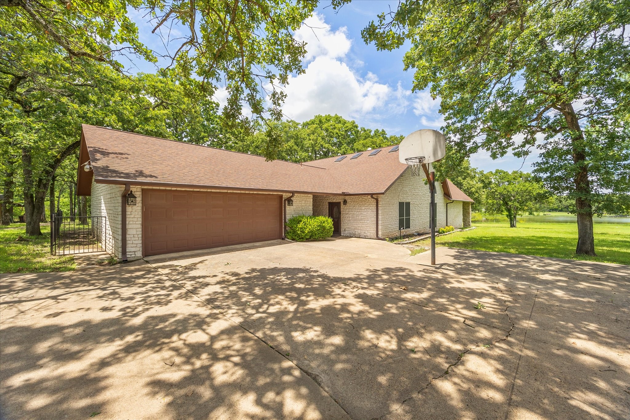 9580 Brockrim Lane