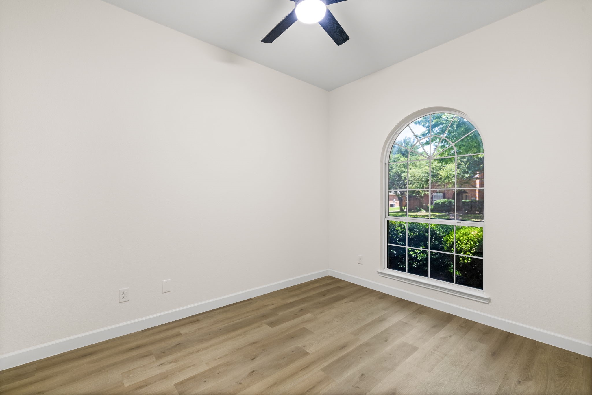 2705 Zoeller Drive