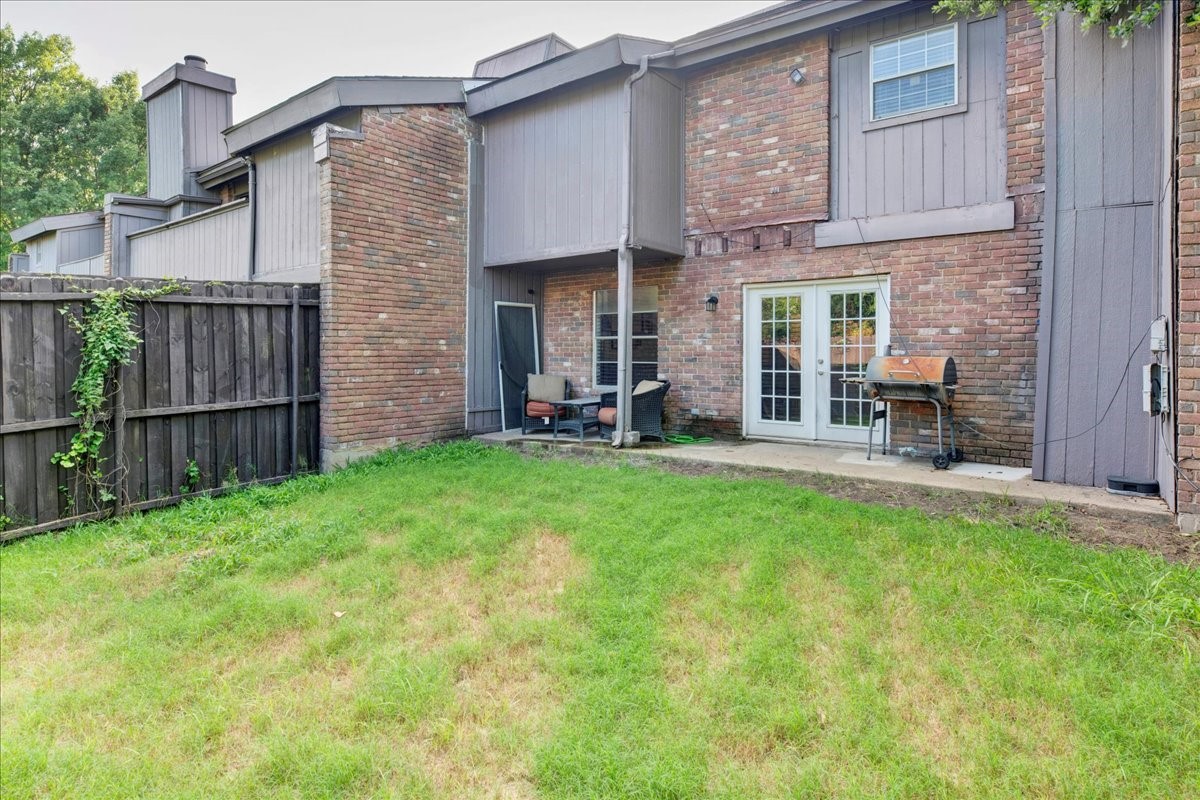 834 Clarissa Place