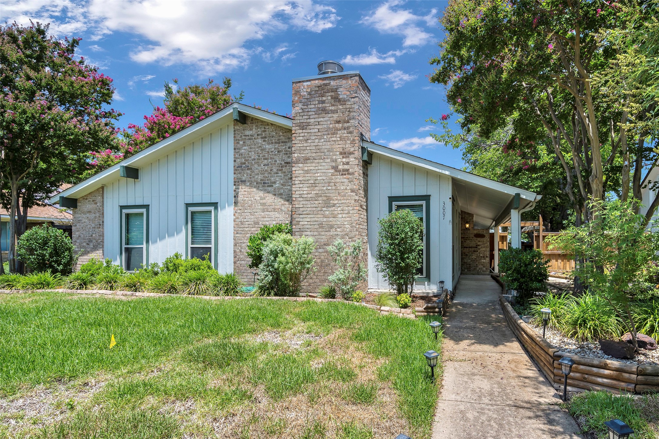 3007 Raintree Drive
