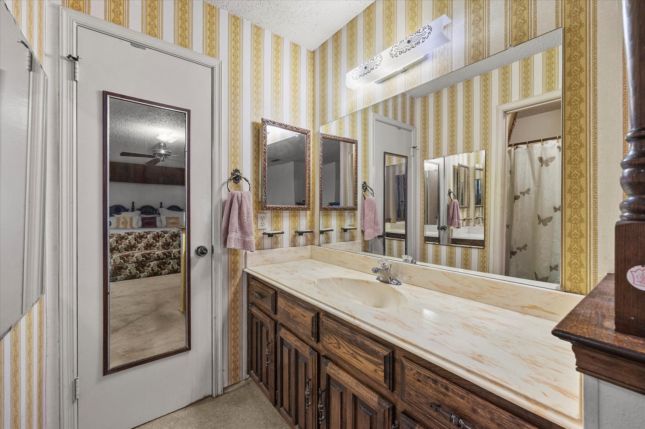 5321 Barcelona Drive