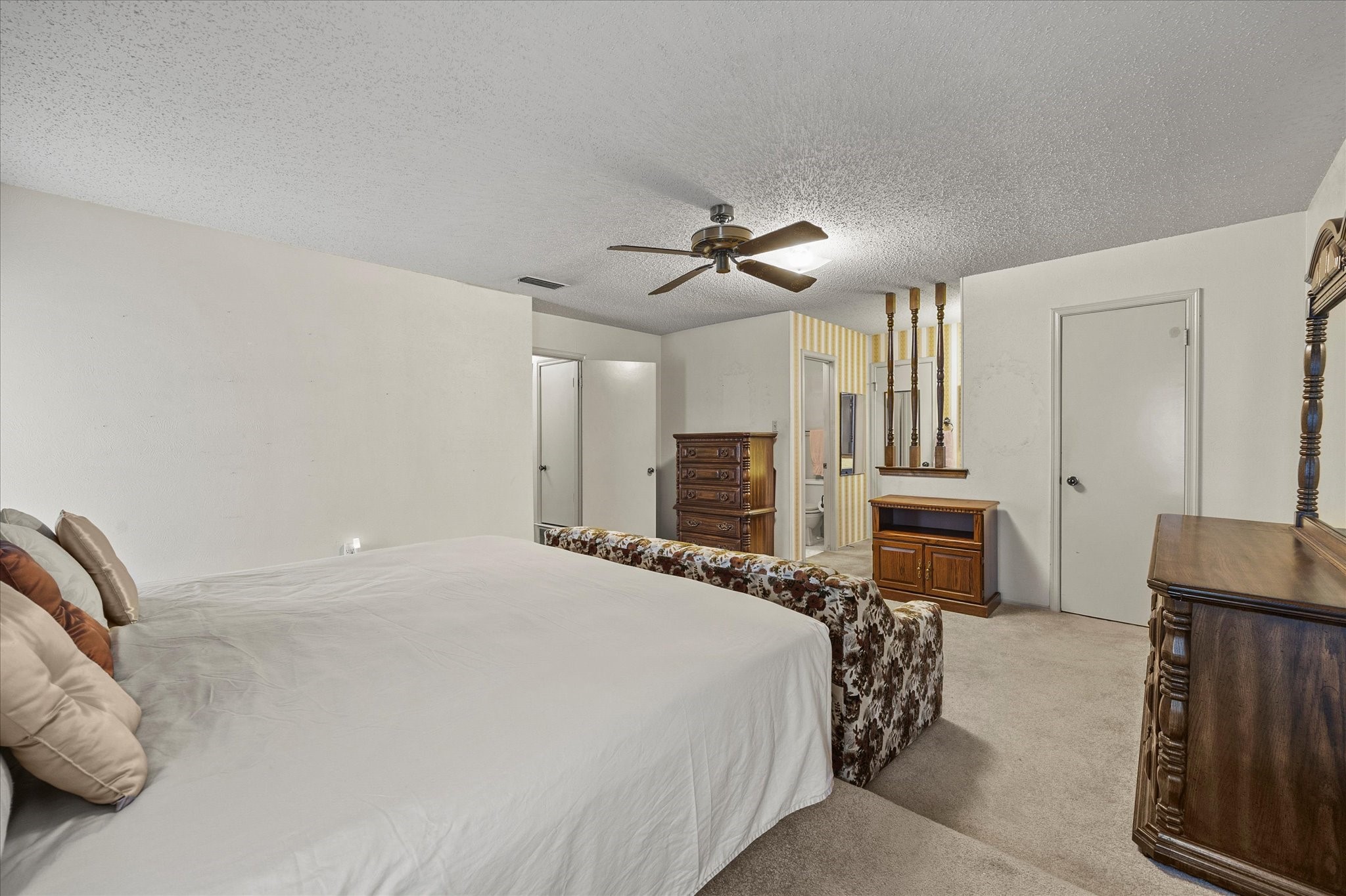 5321 Barcelona Drive