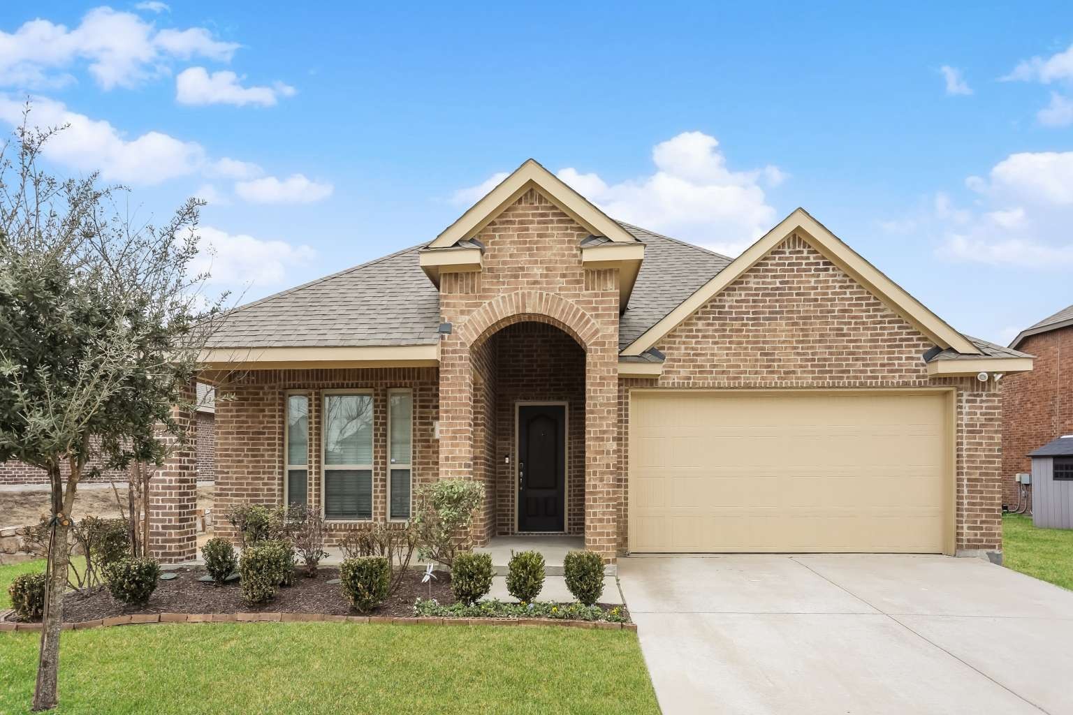 556 La Grange Drive