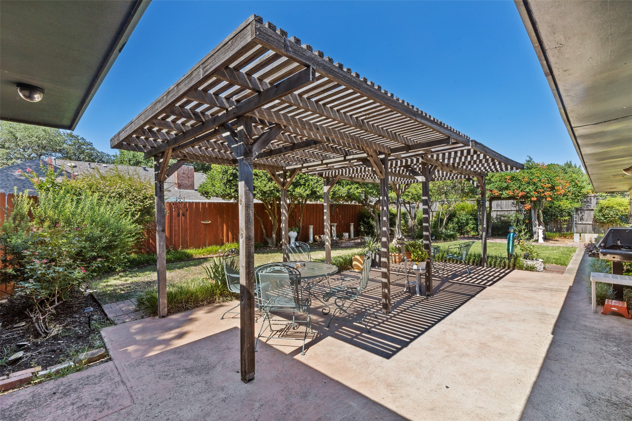 6845 Delmeta Drive