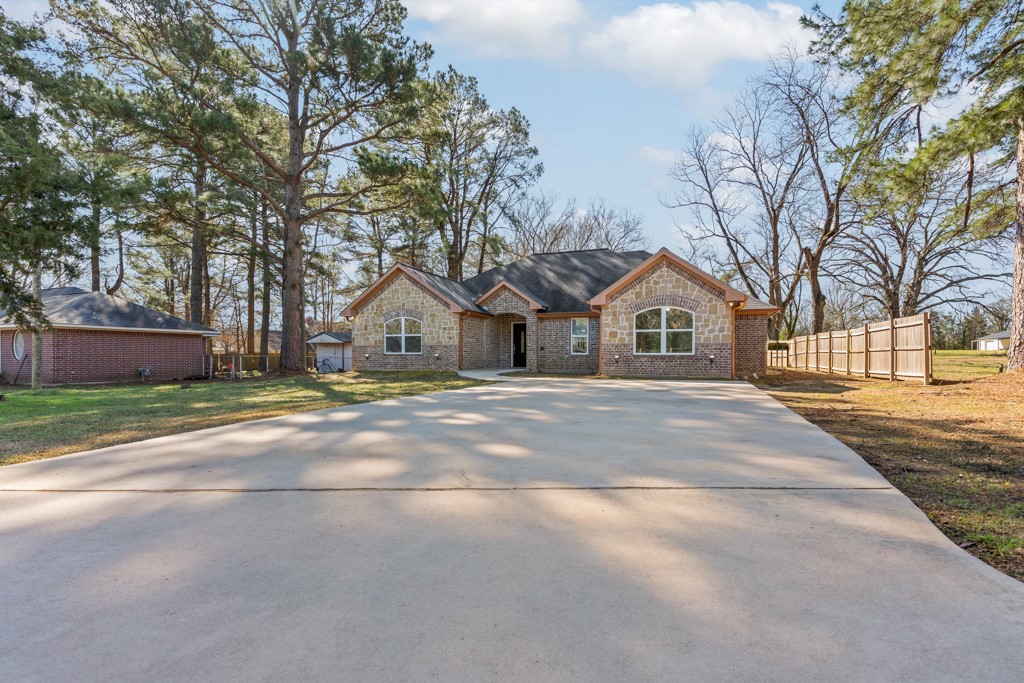810 Alexander Road