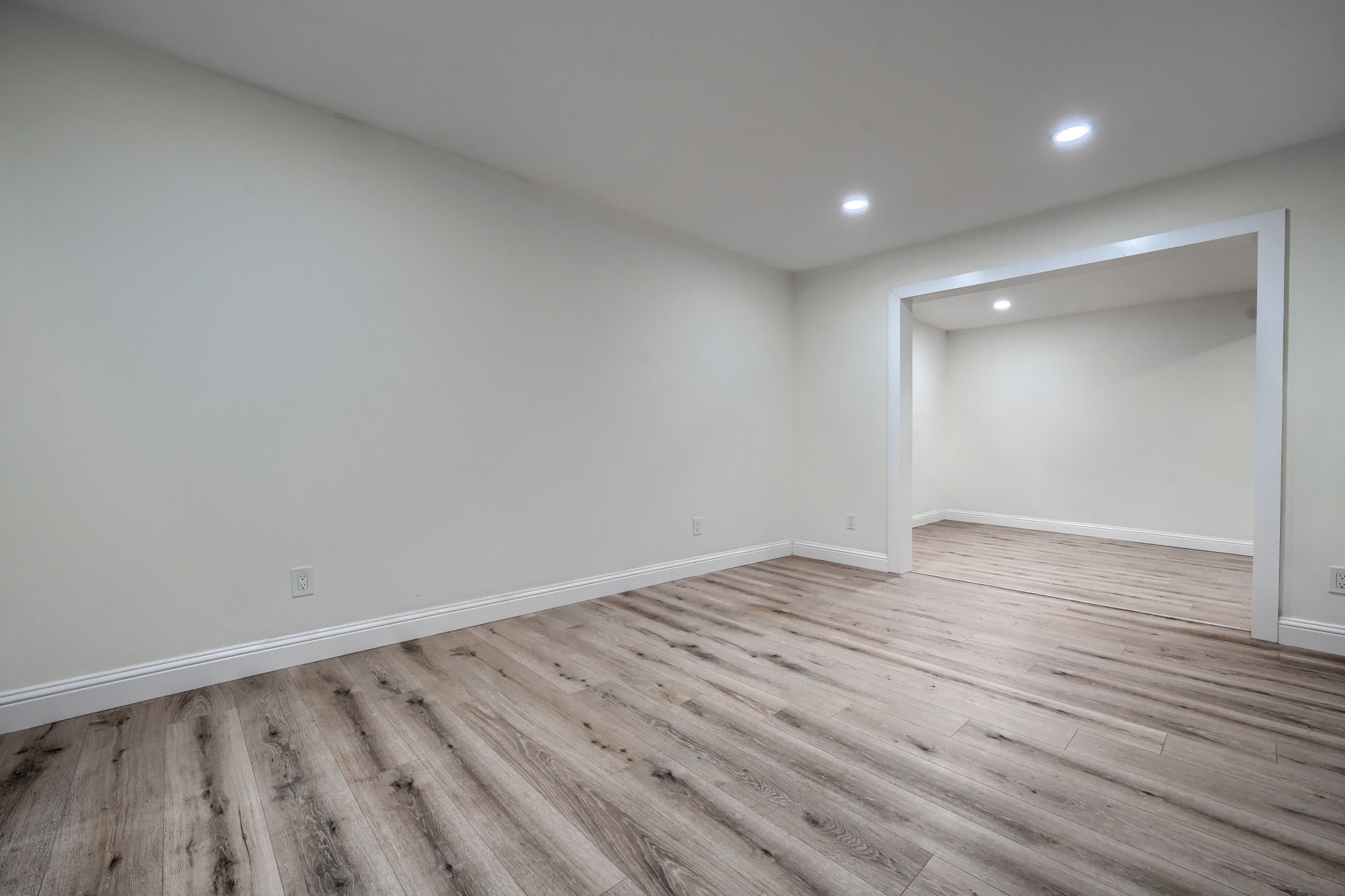 3019 Lakeside Drive