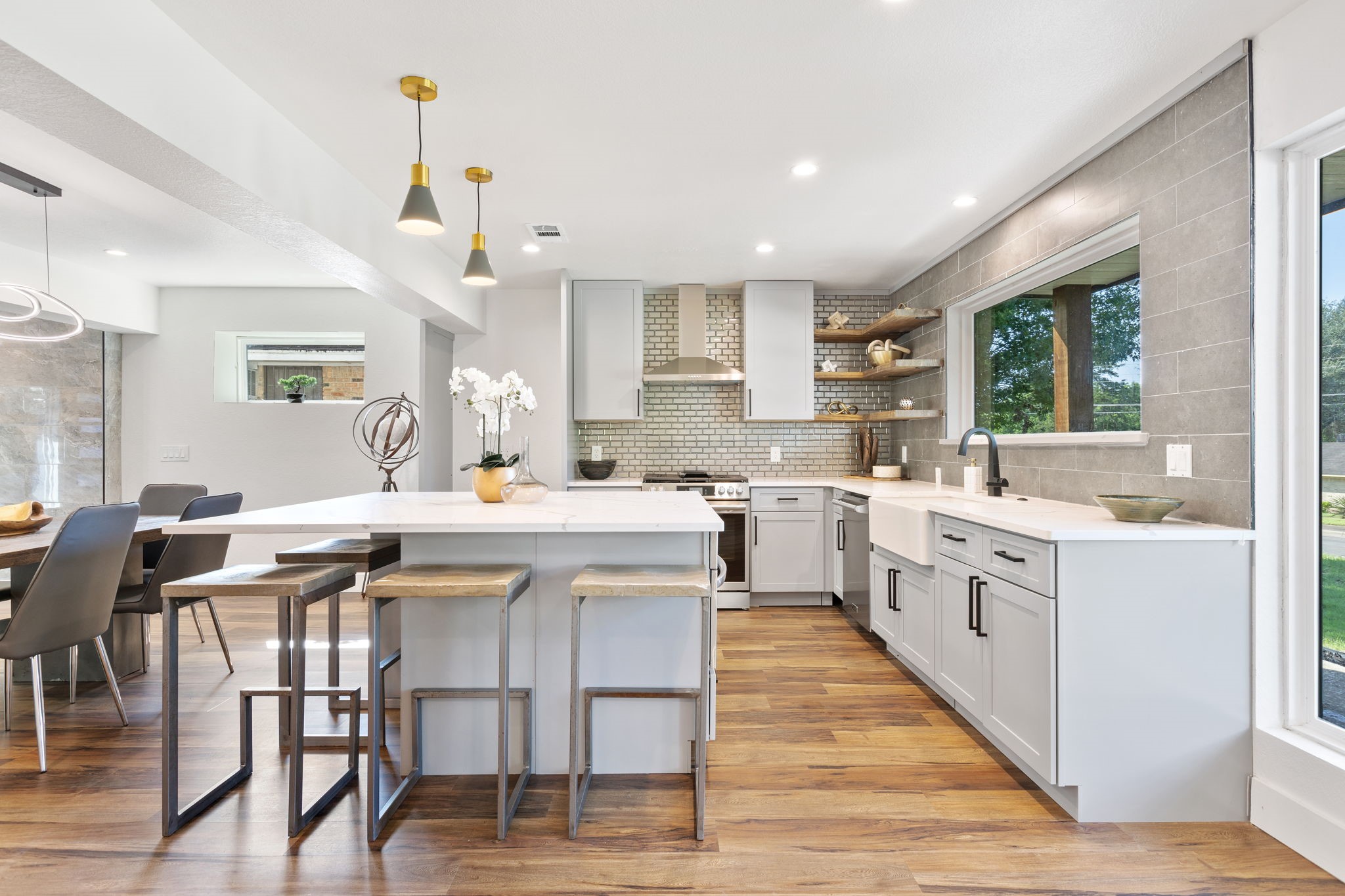 5936 Spring Glen Drive