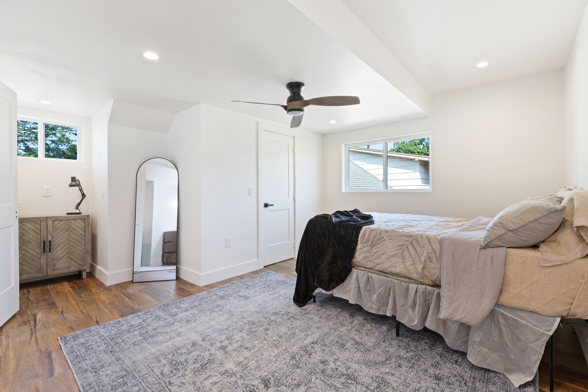 5936 Spring Glen Drive