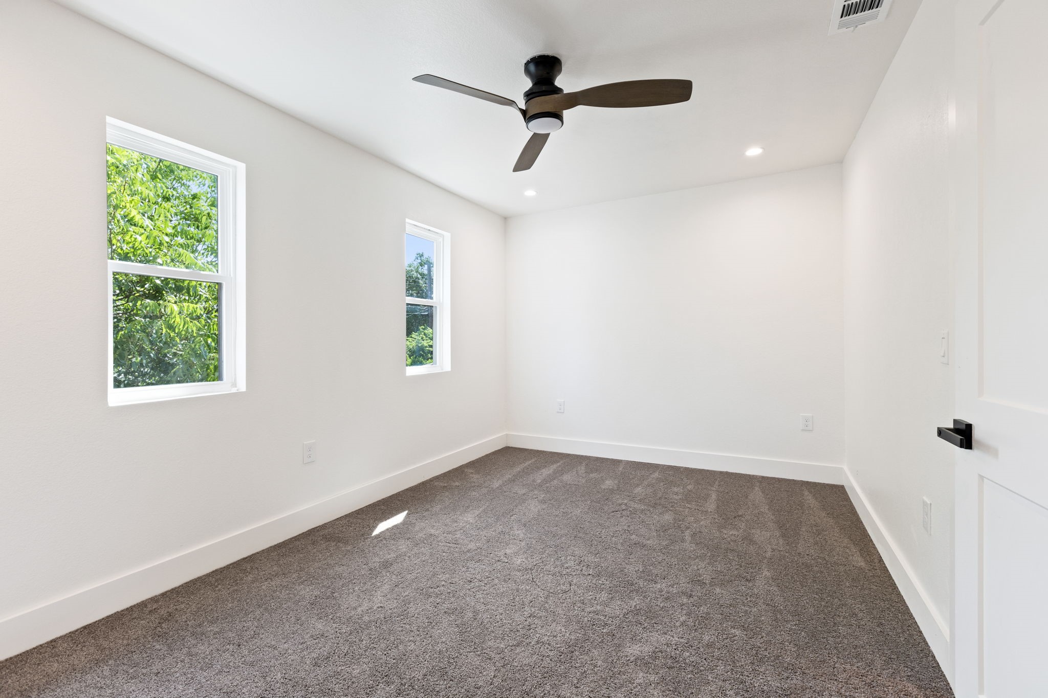 5936 Spring Glen Drive