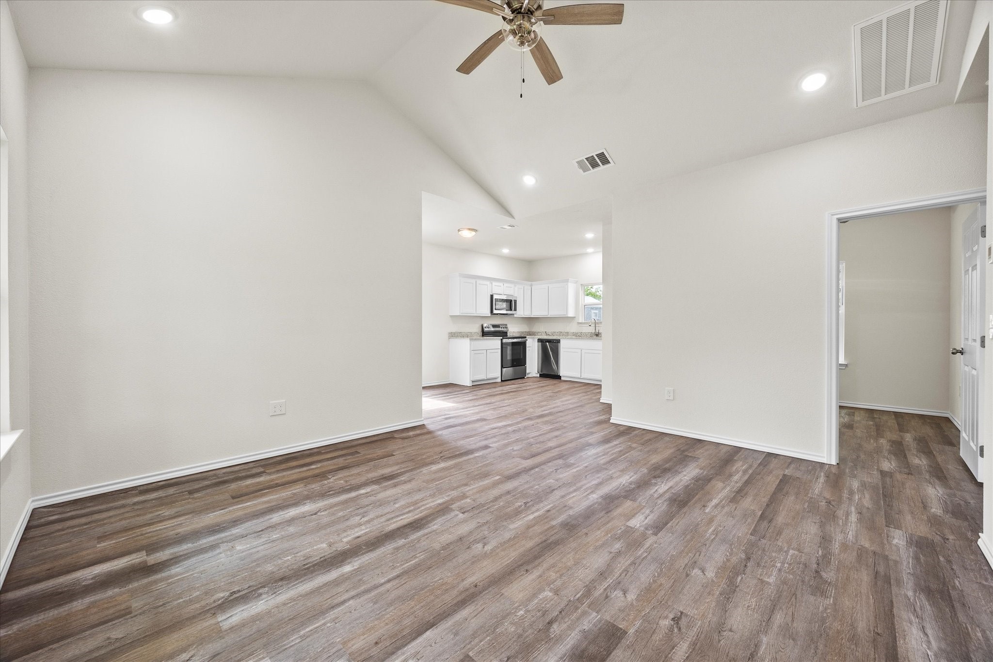 412 Vista Meadow