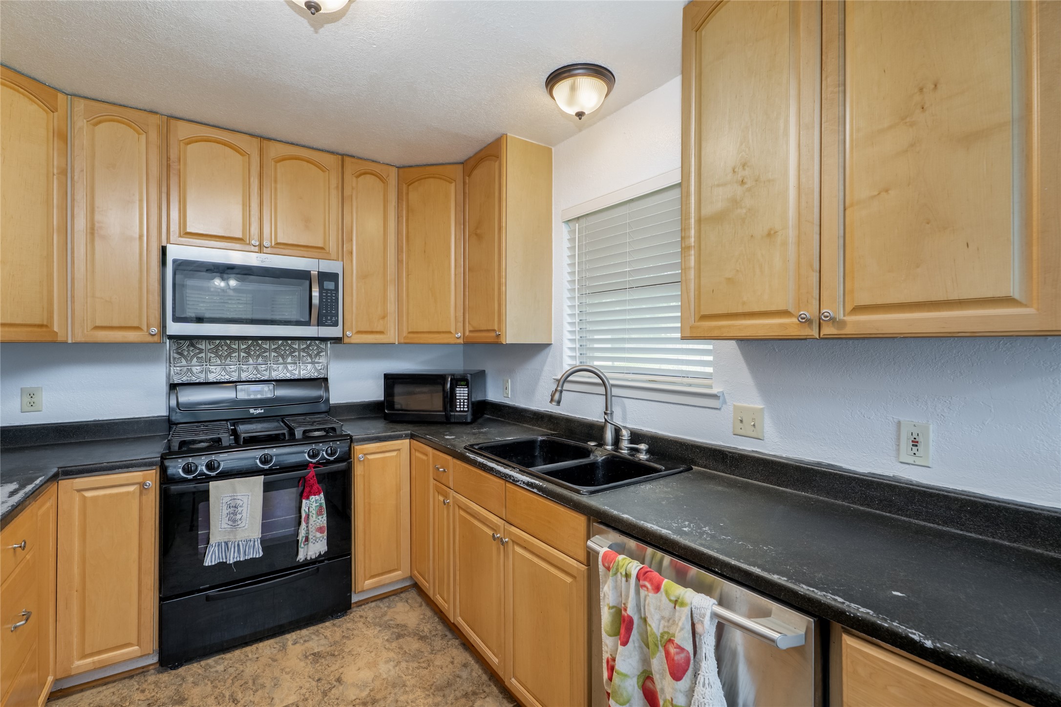 504 Center Point Lane