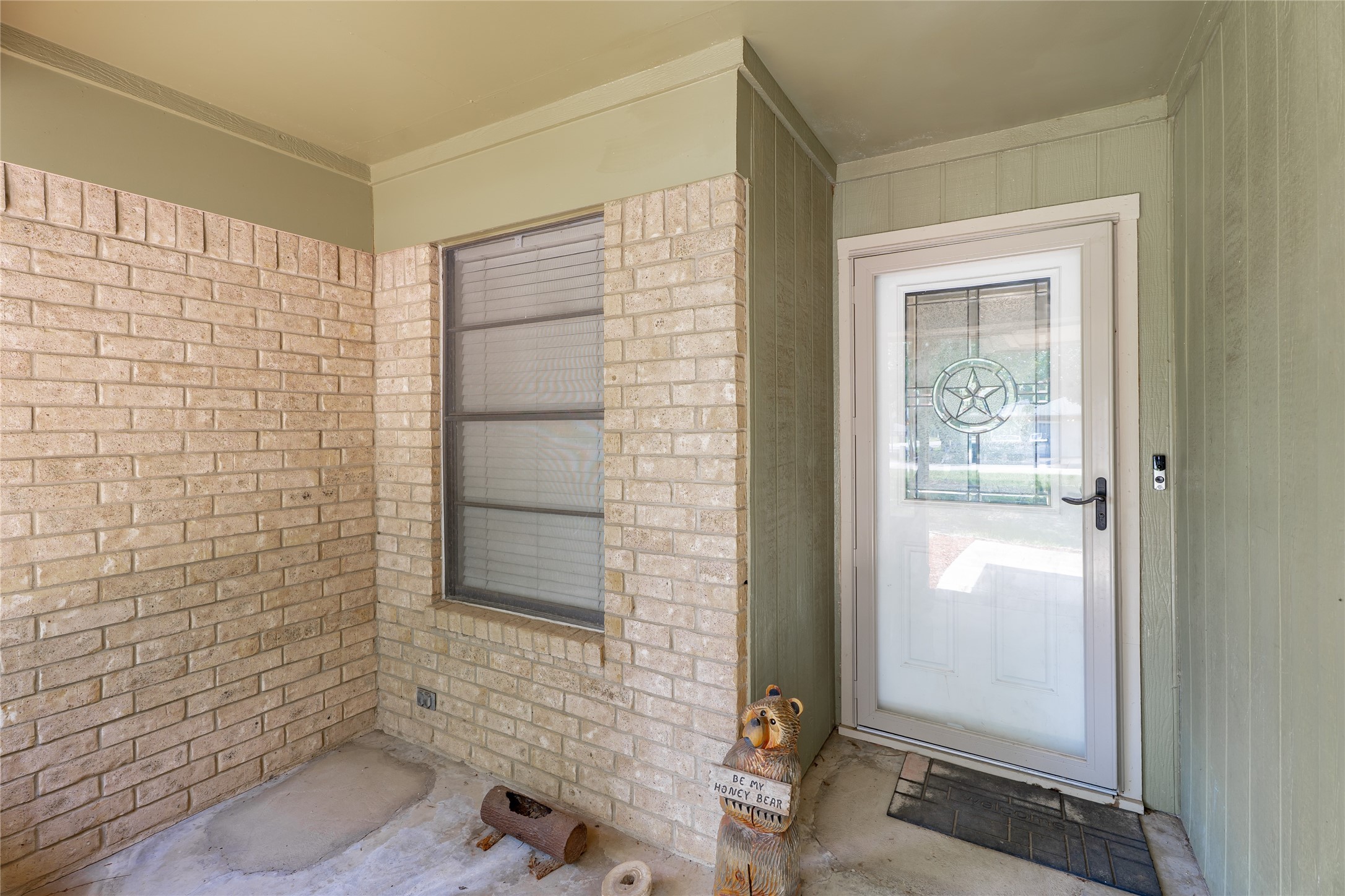504 Center Point Lane