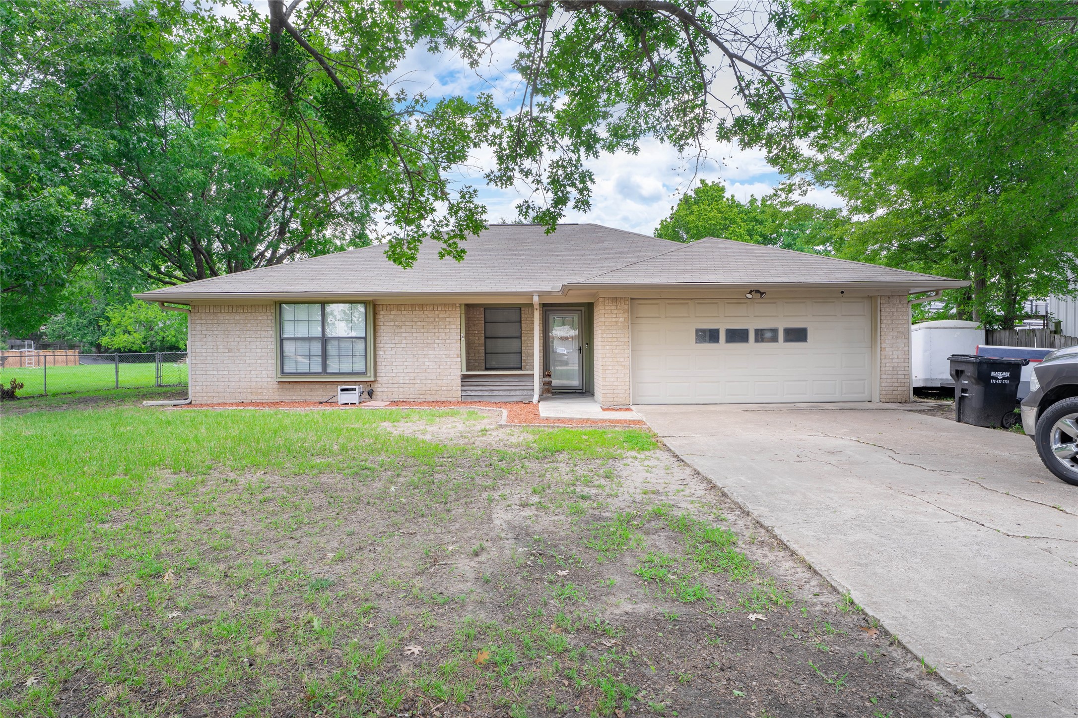 504 Center Point Lane