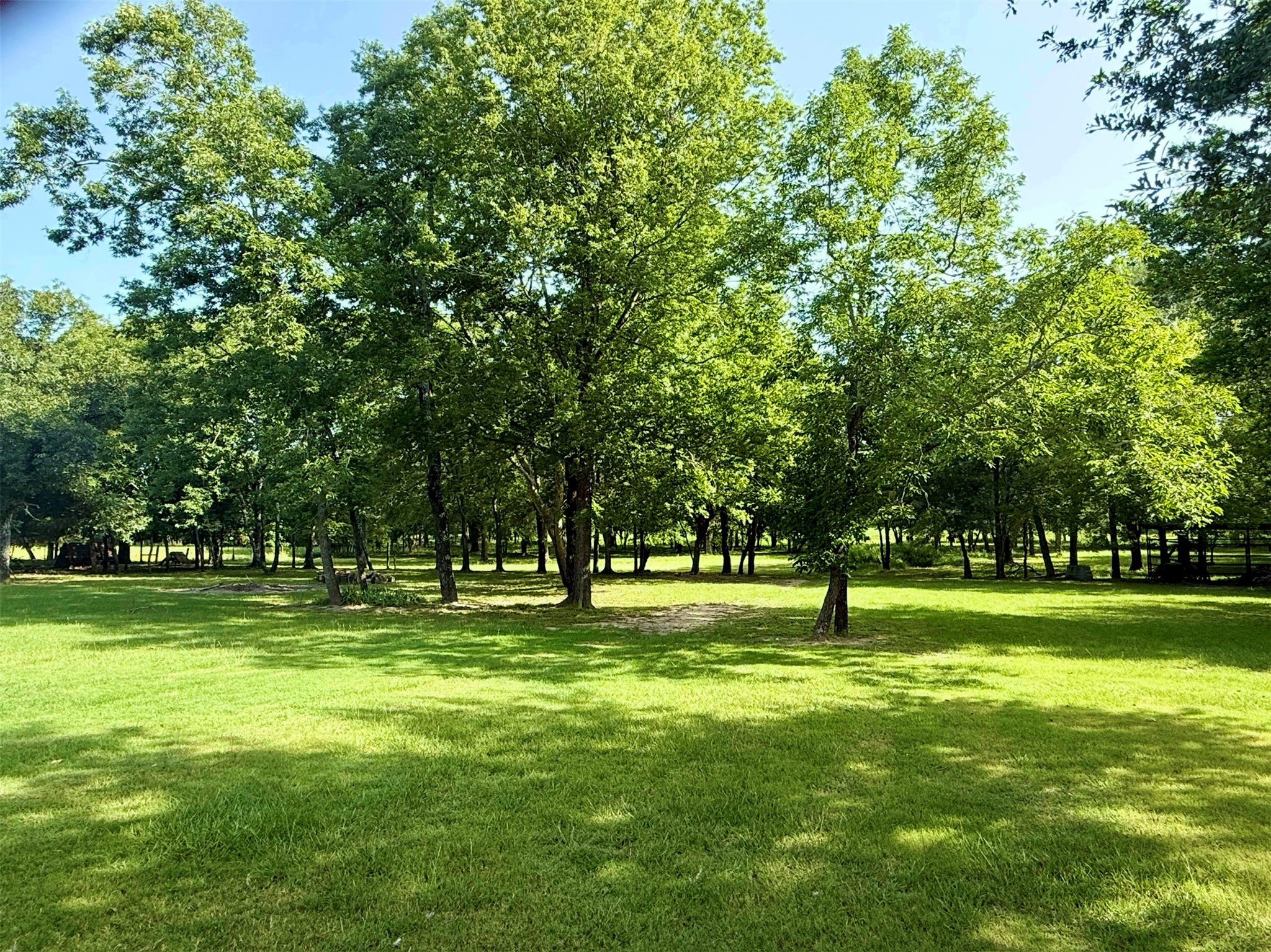 2831 Private Road 2410