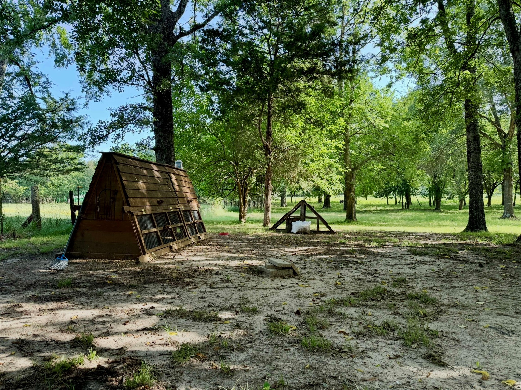 2831 Private Road 2410