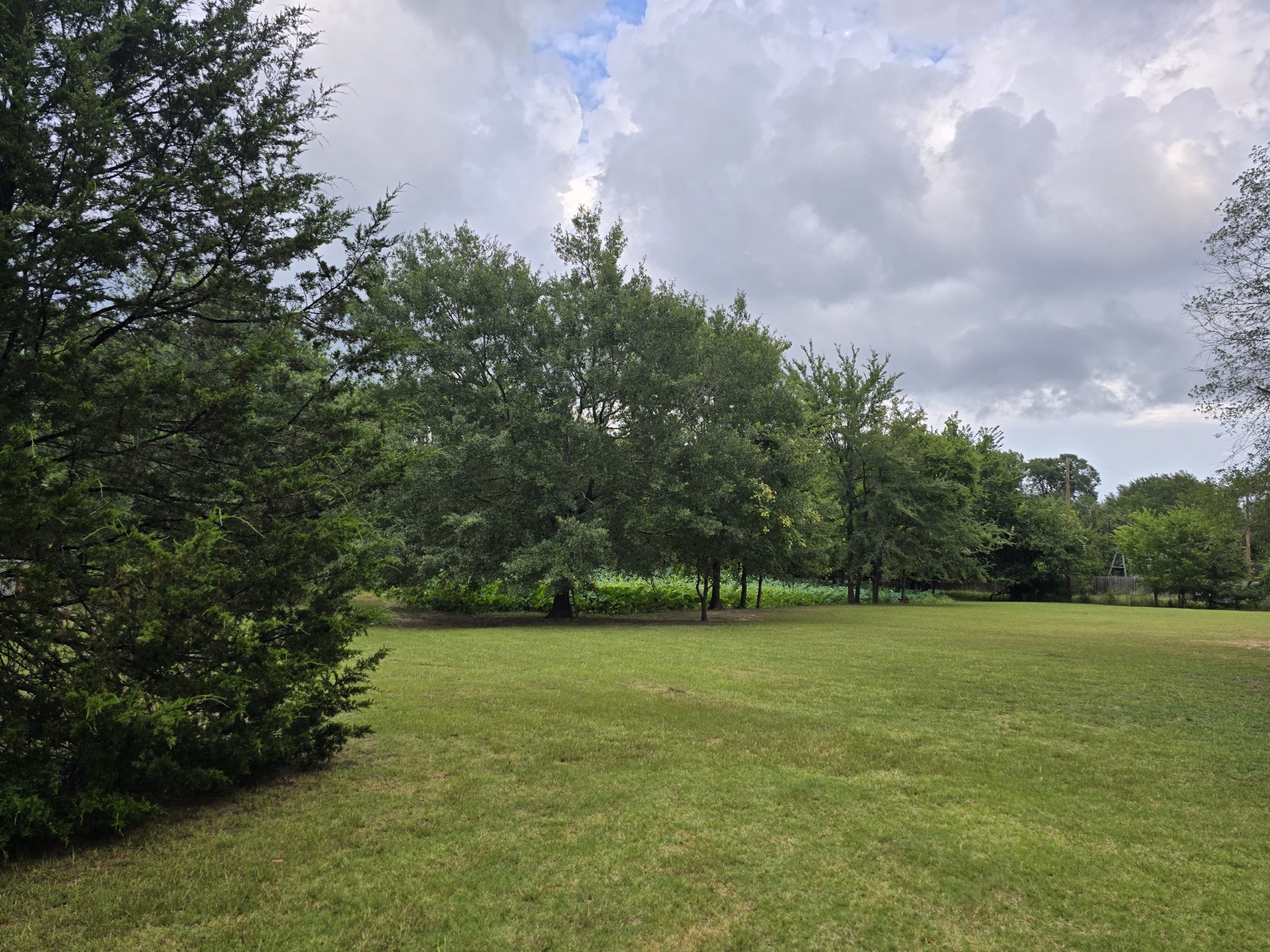 2831 Private Road 2410