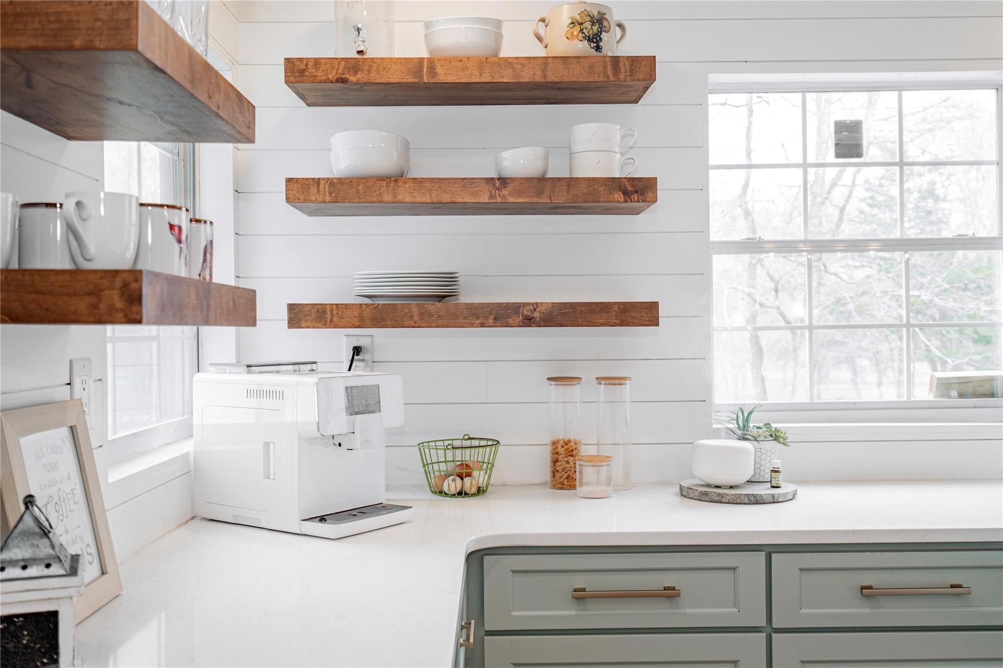 2831 Private Road 2410