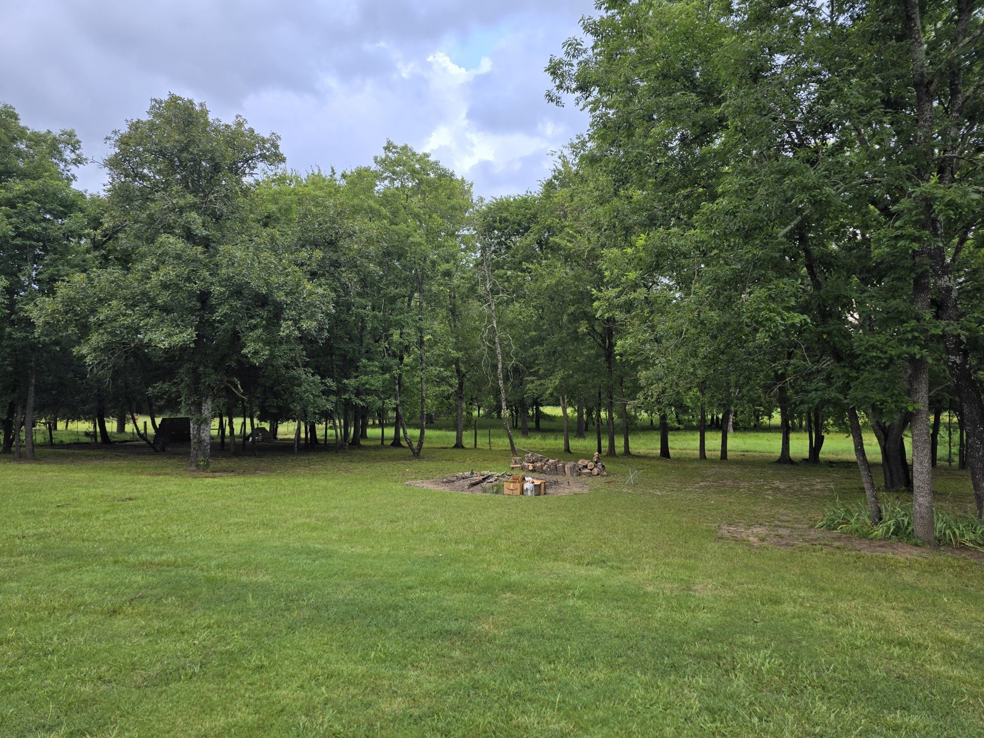 2831 Private Road 2410