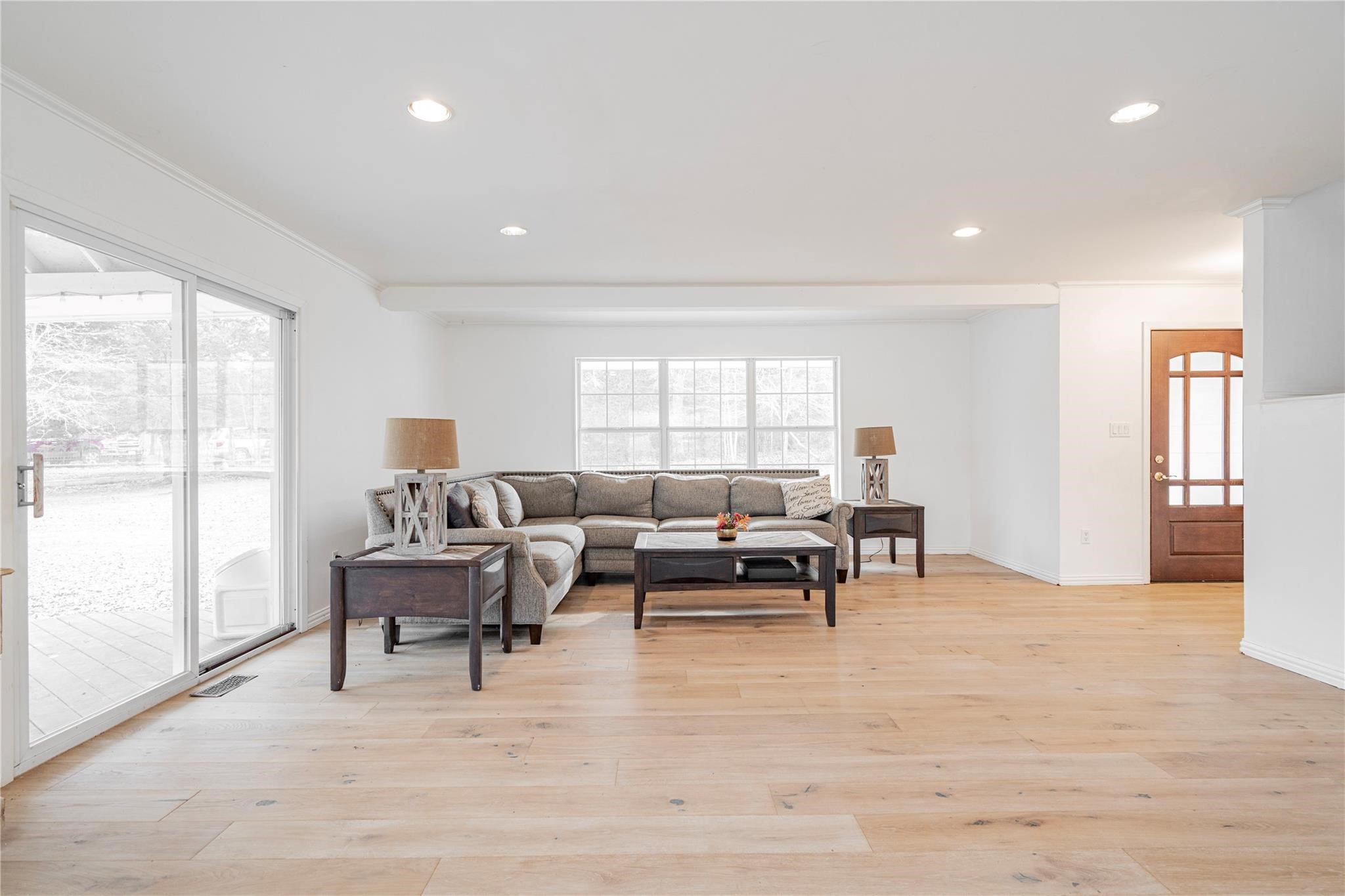 2831 Private Road 2410