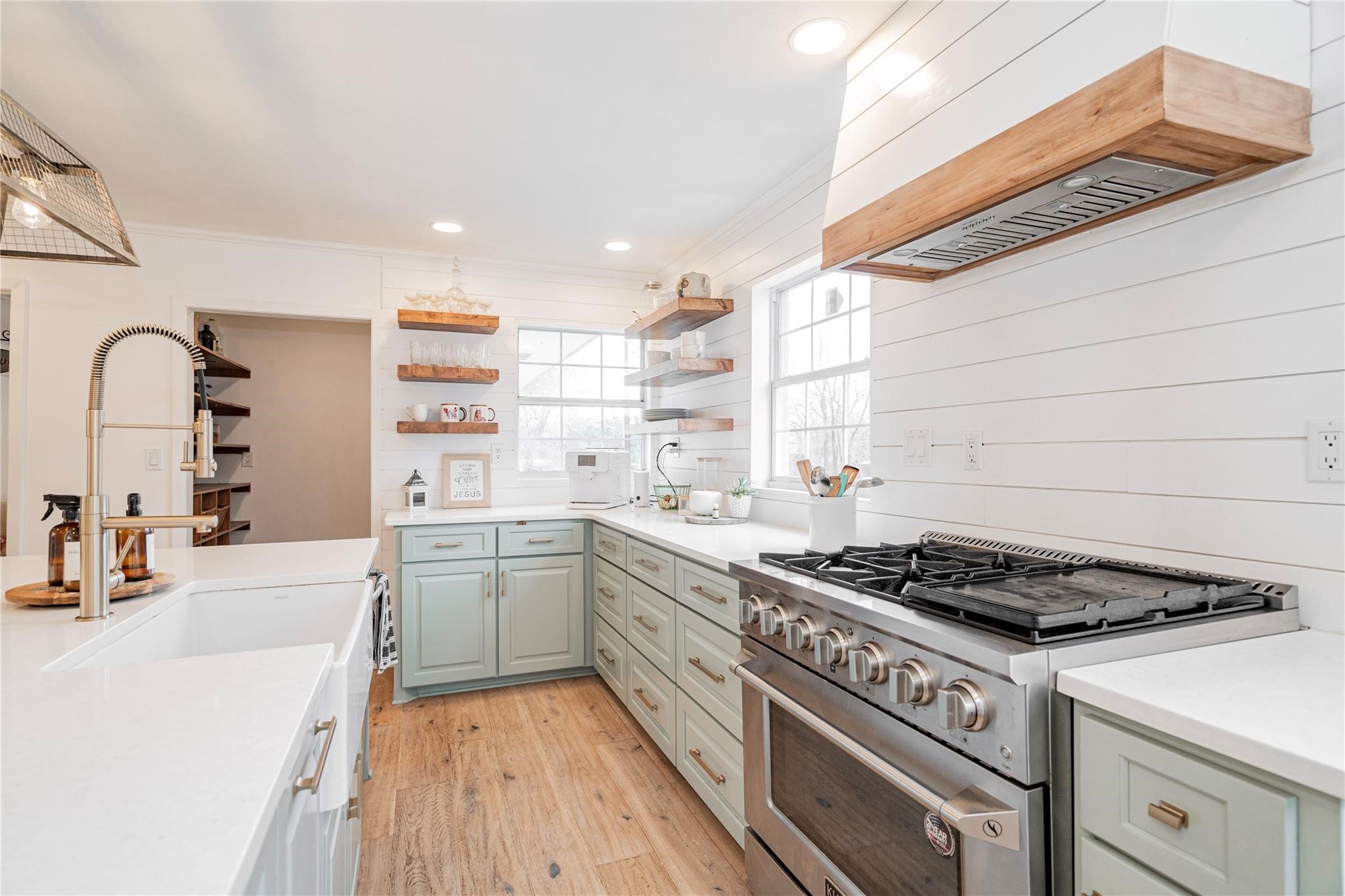 2831 Private Road 2410