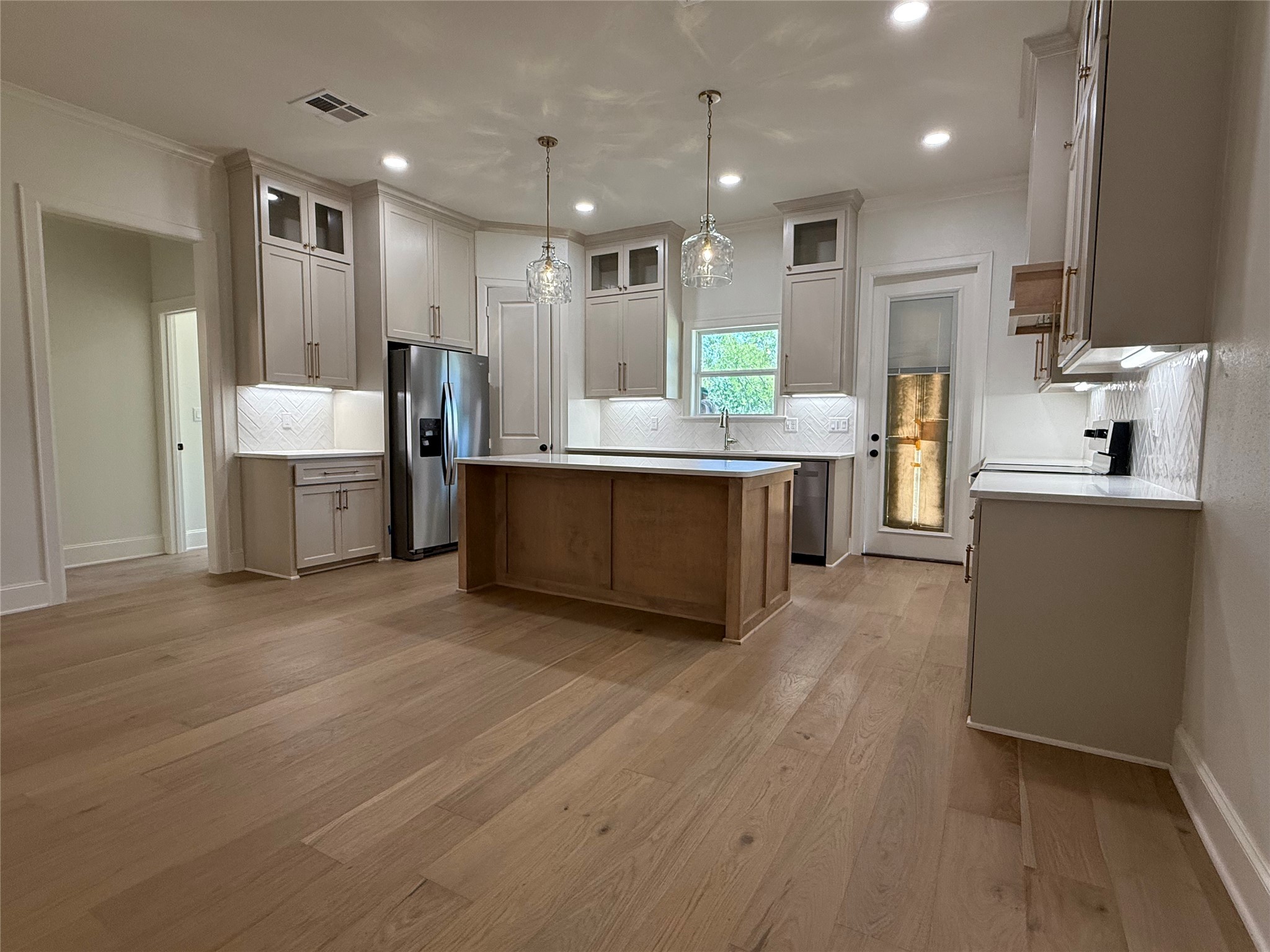 6409 Mill Run Road