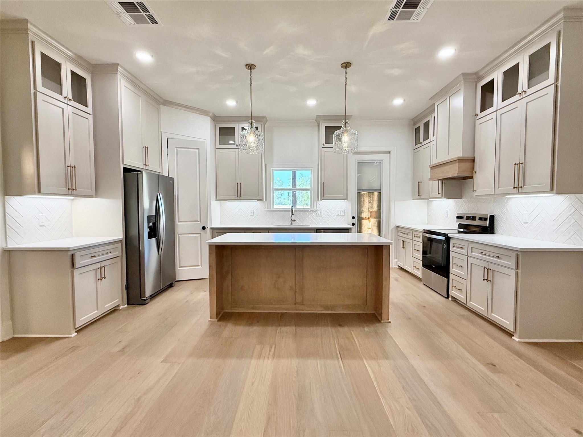 6409 Mill Run Road