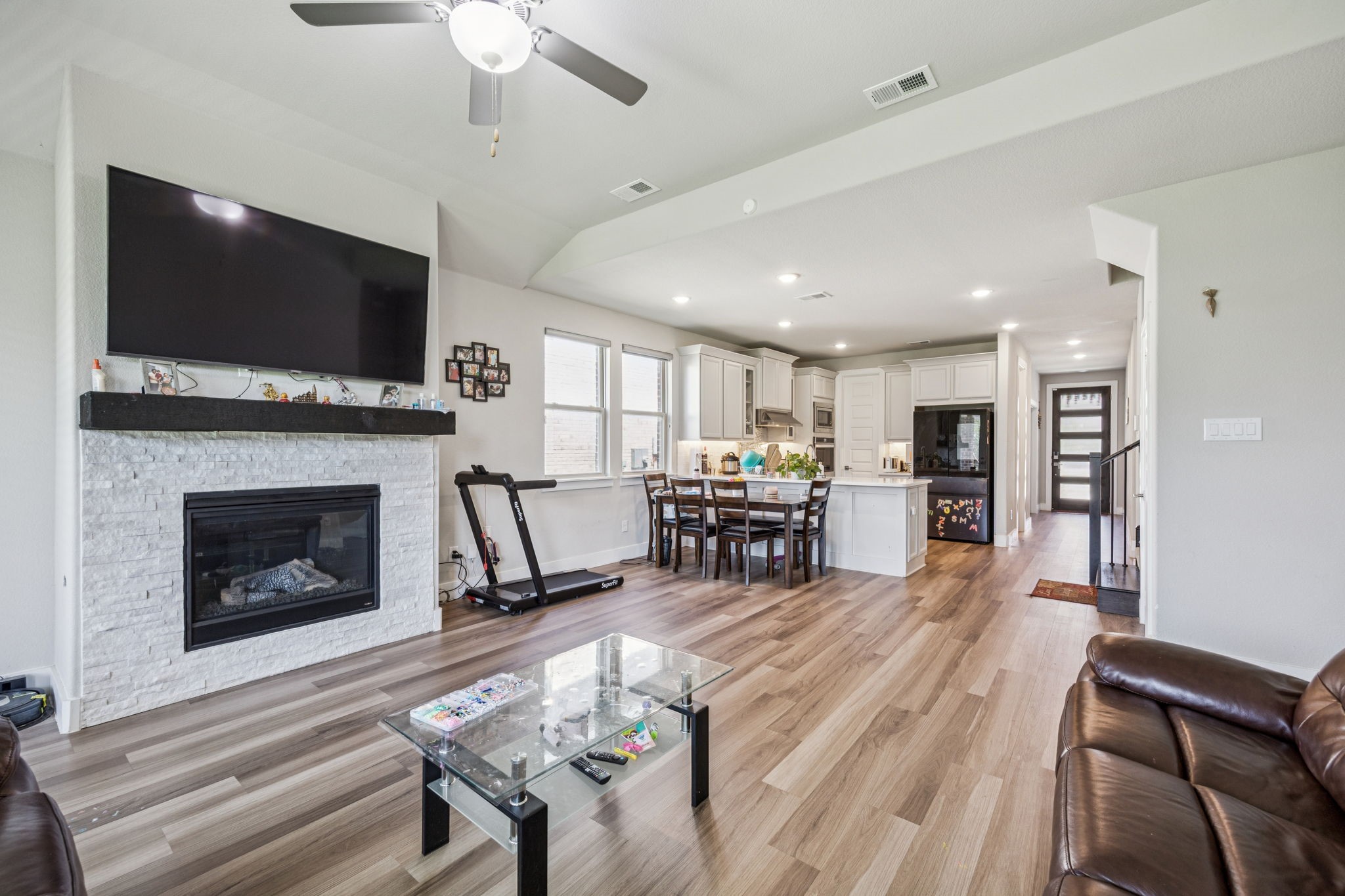 2325 Covey Court