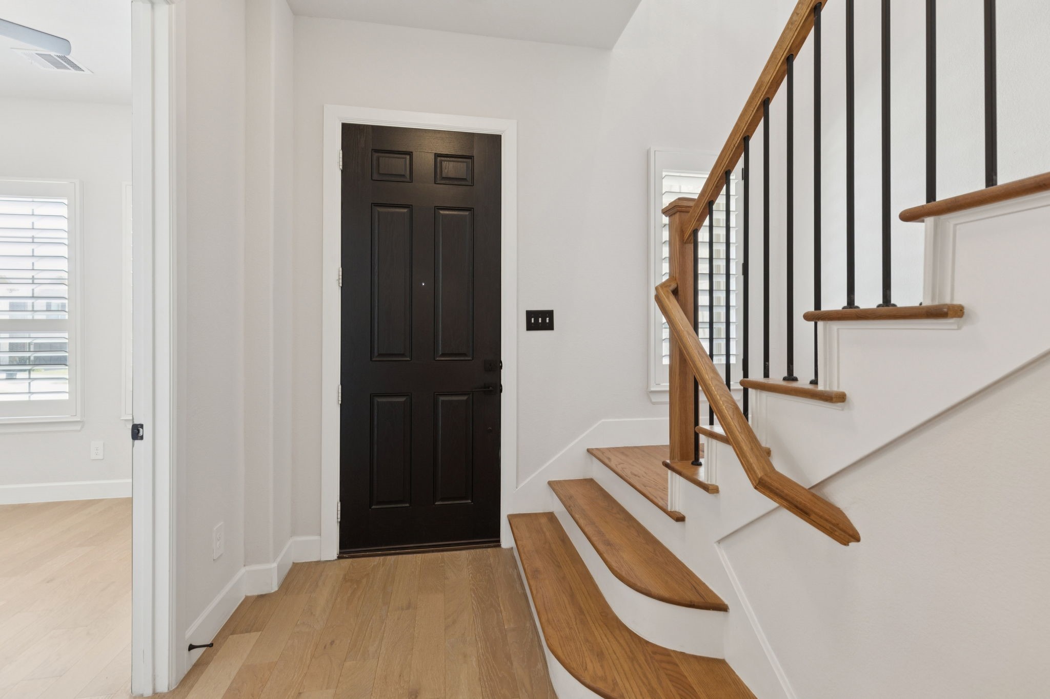 4404 Grady Lane