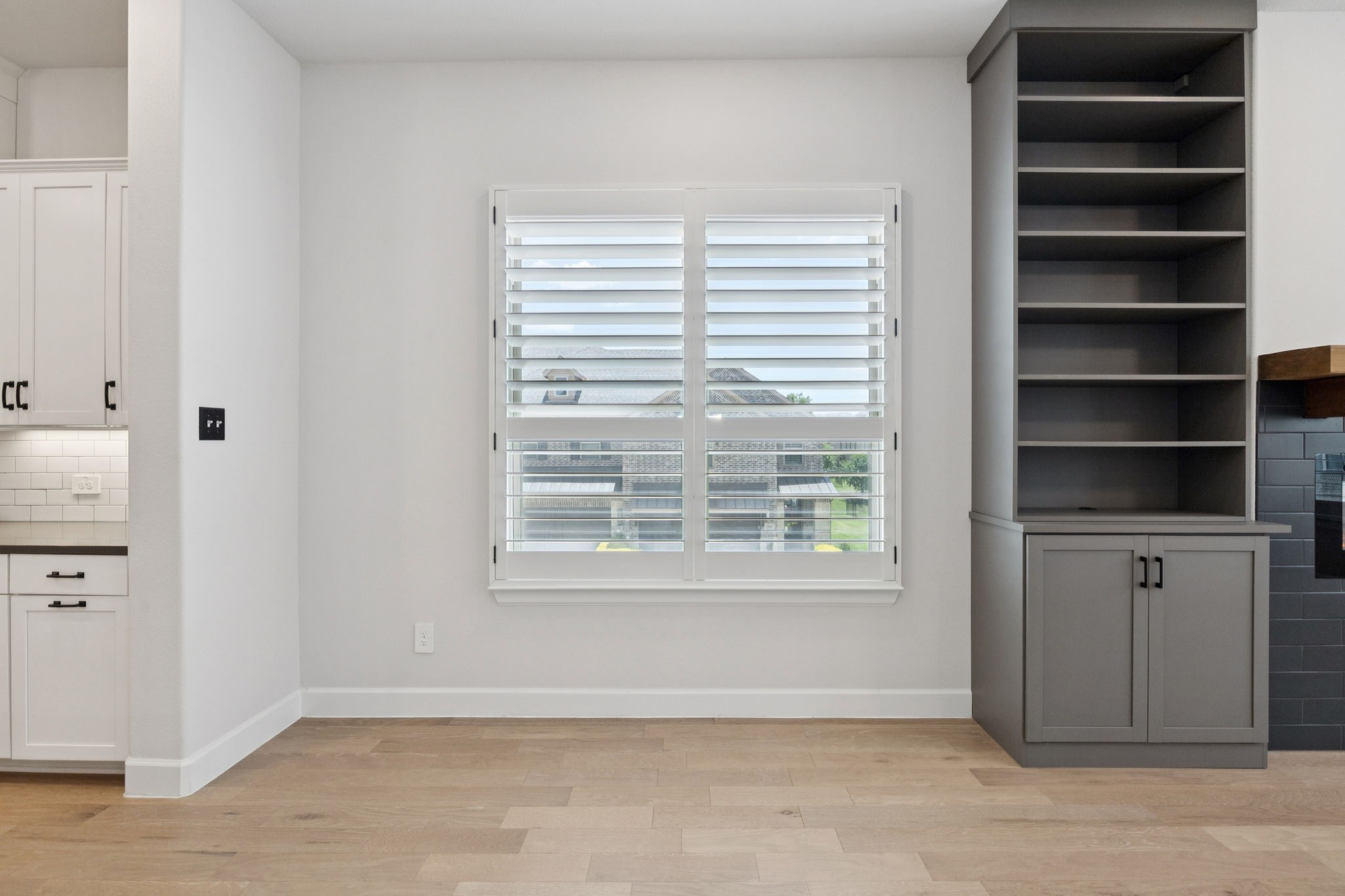 4404 Grady Lane