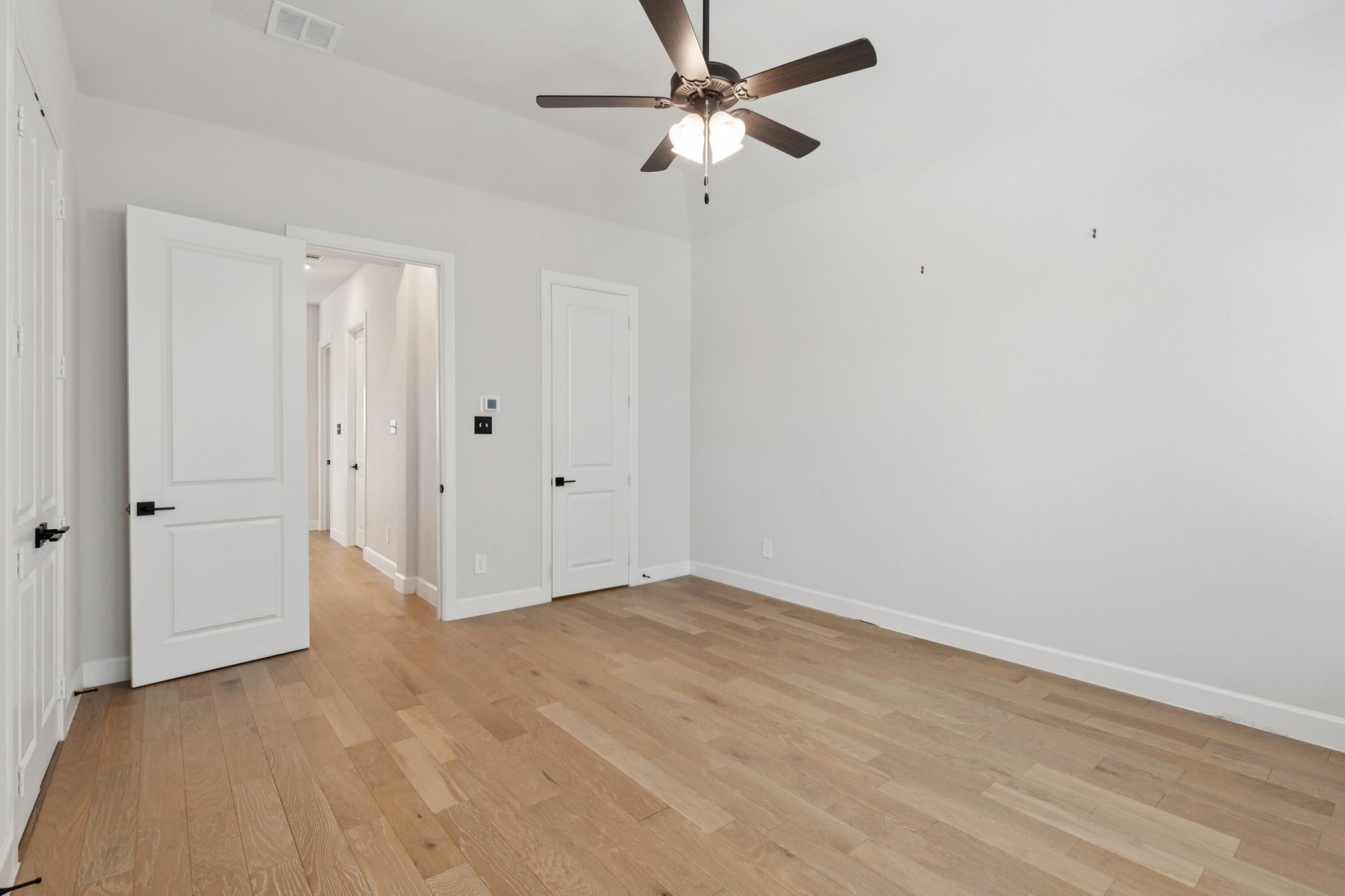 4404 Grady Lane