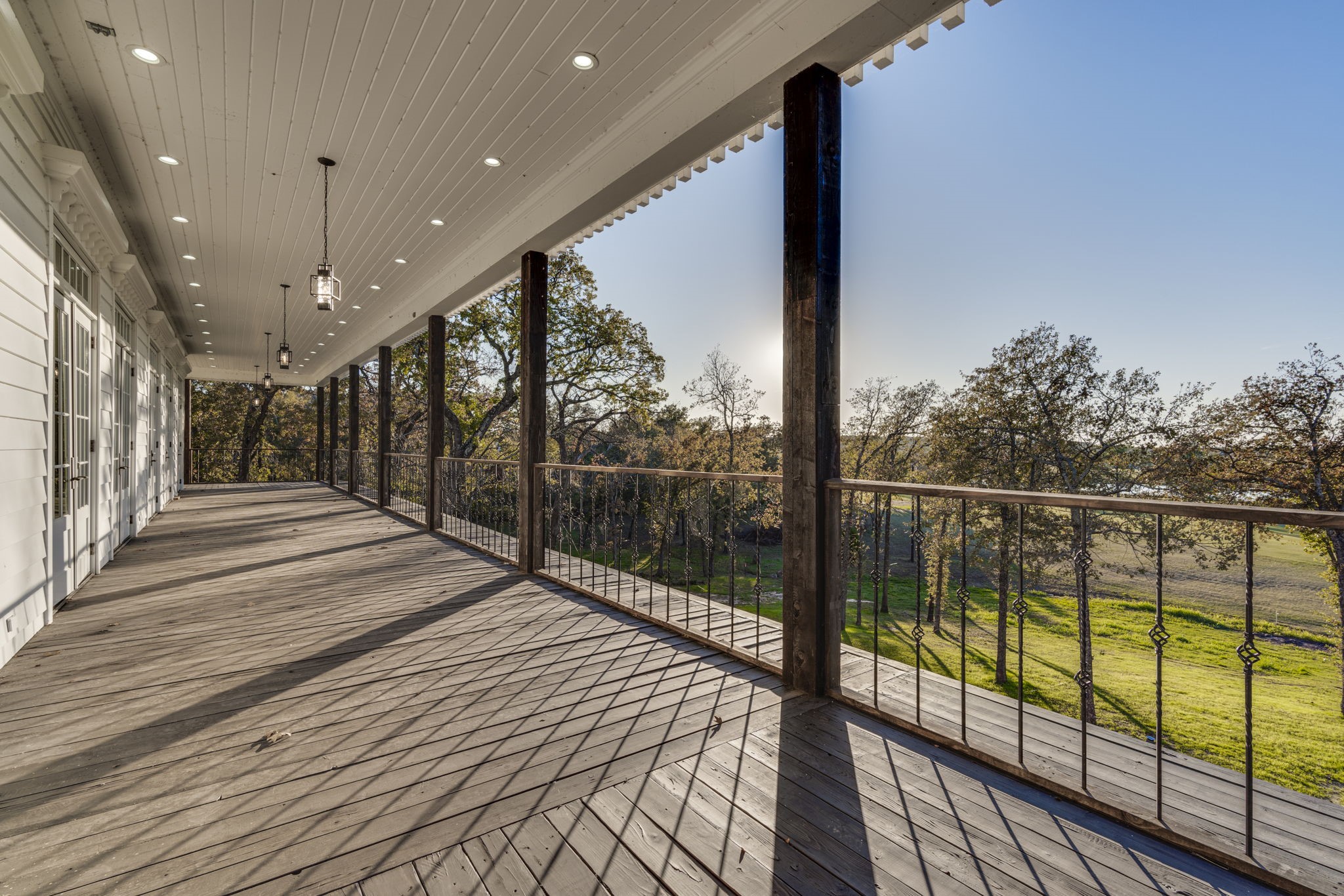 1351 Country Club Road