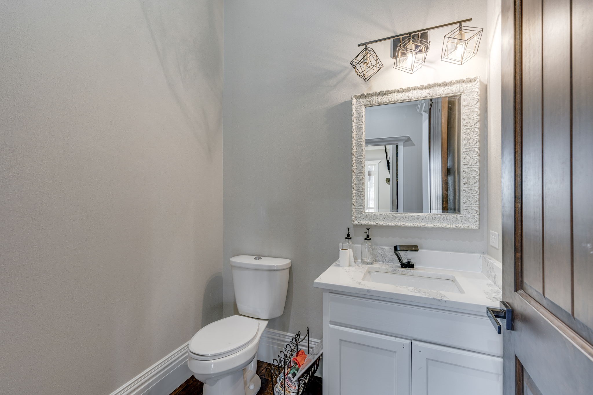 1351 Country Club Road