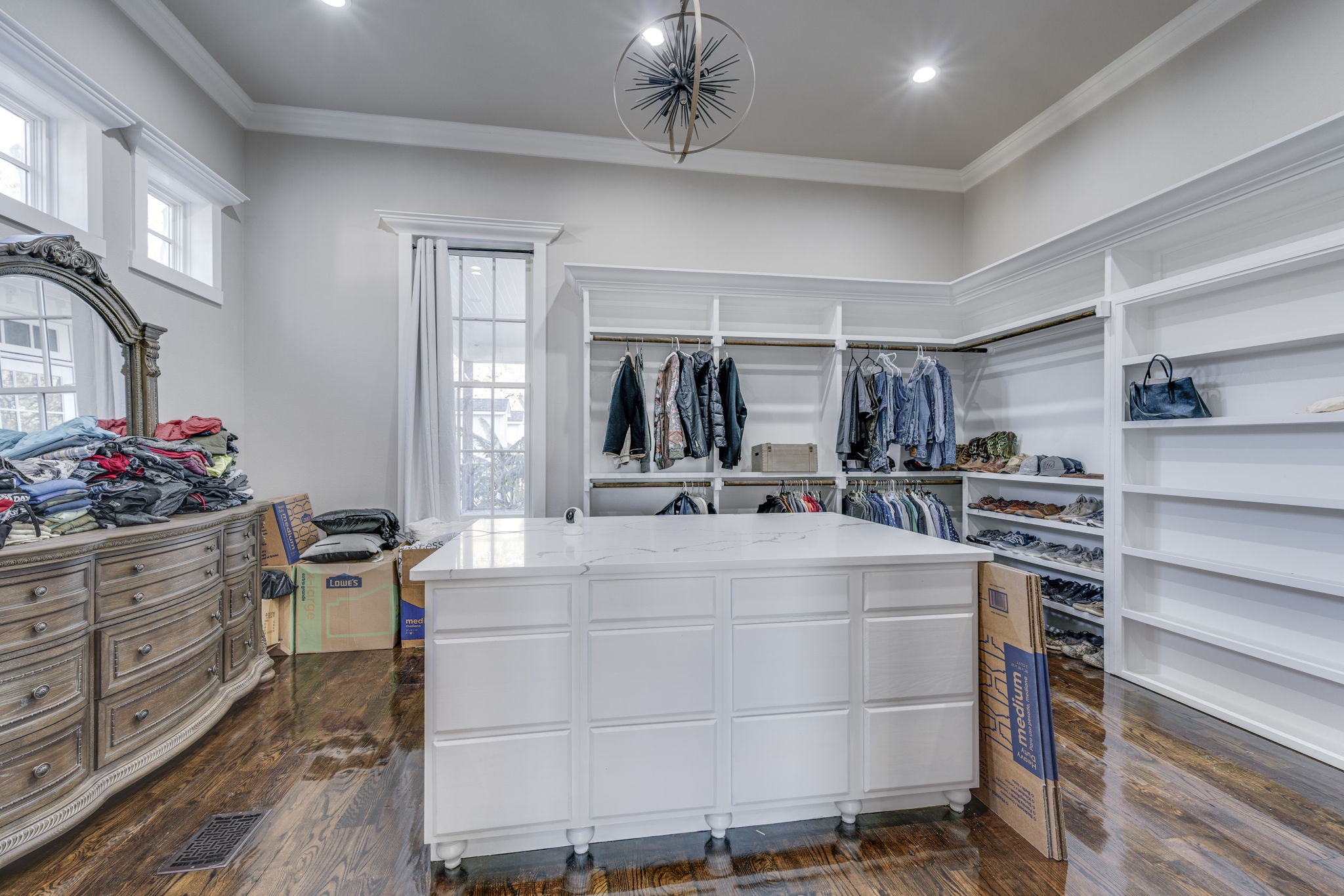 1351 Country Club Road