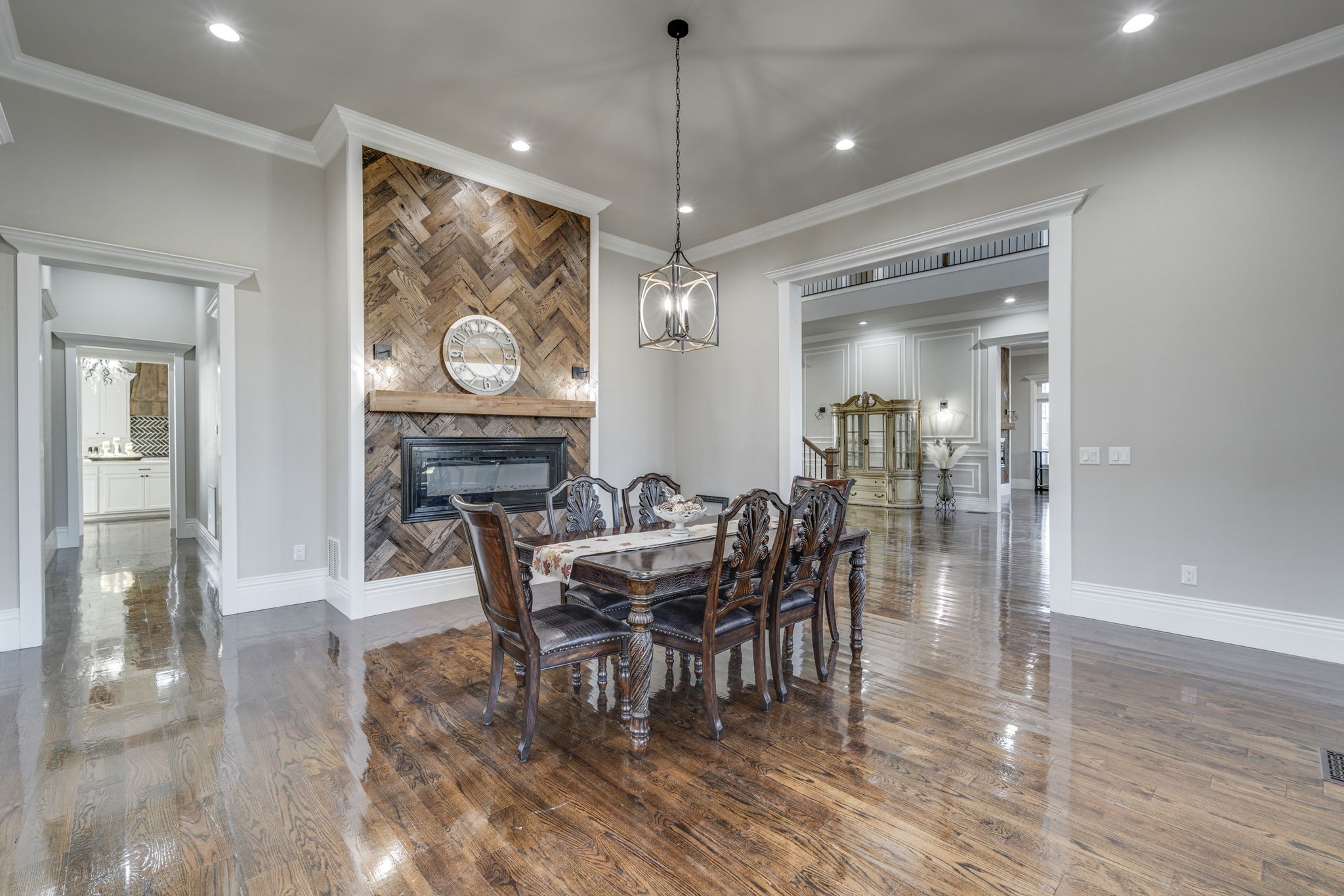 1351 Country Club Road