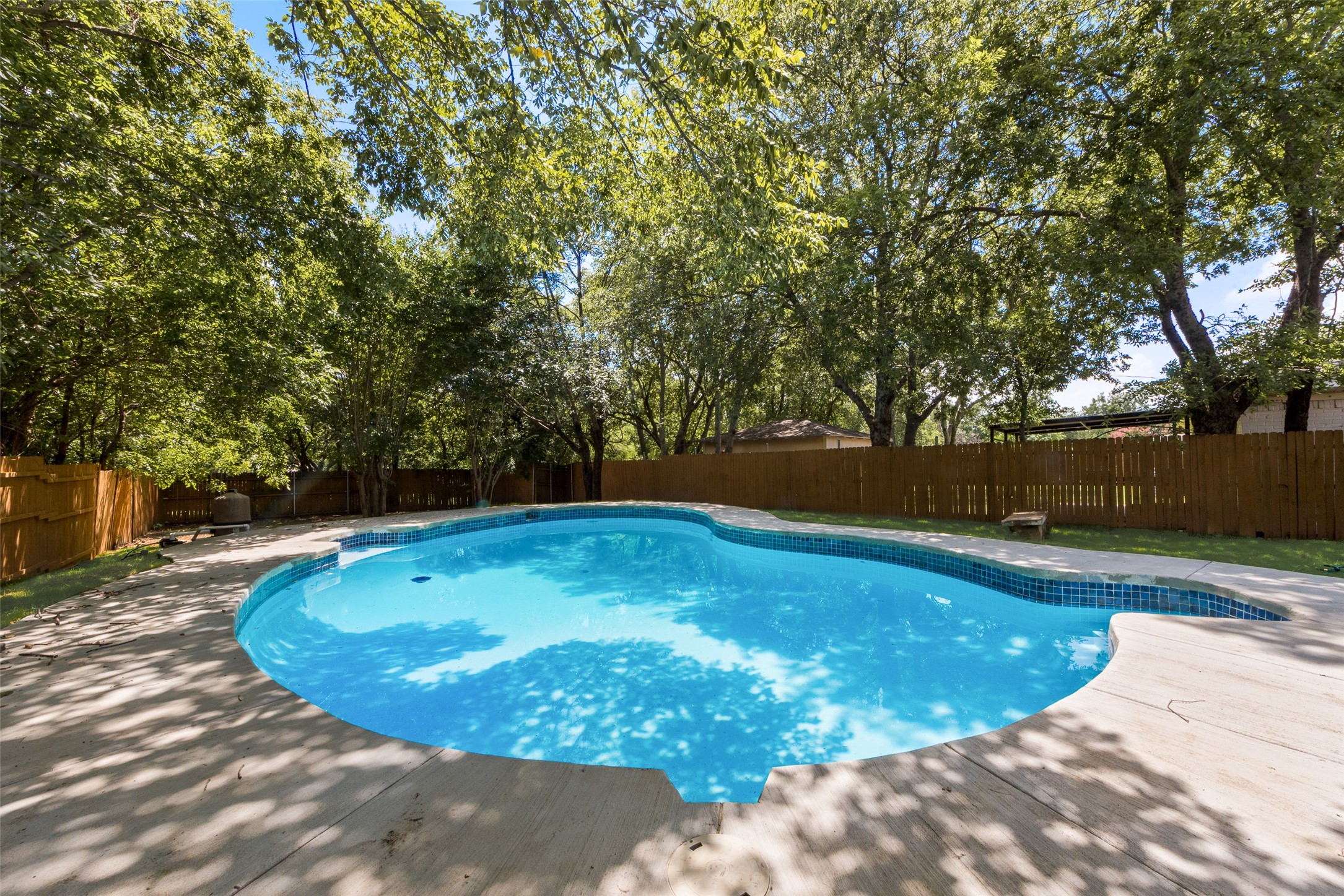 2710 Posey Drive