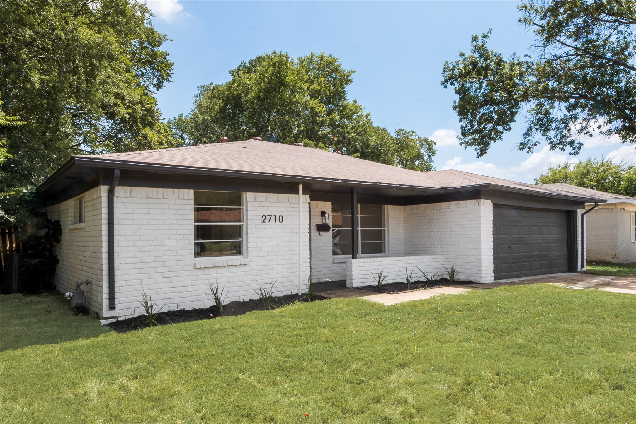 2710 Posey Drive