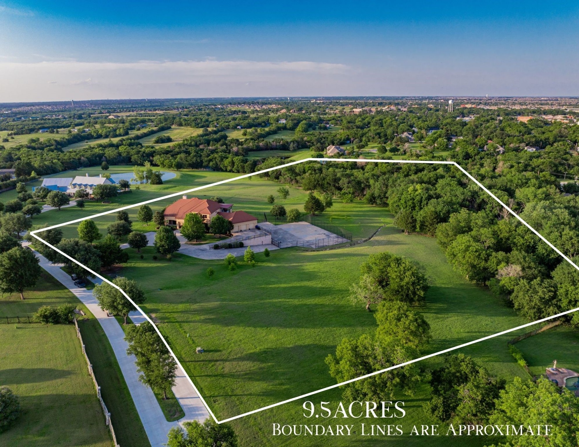323 Kings CT Court