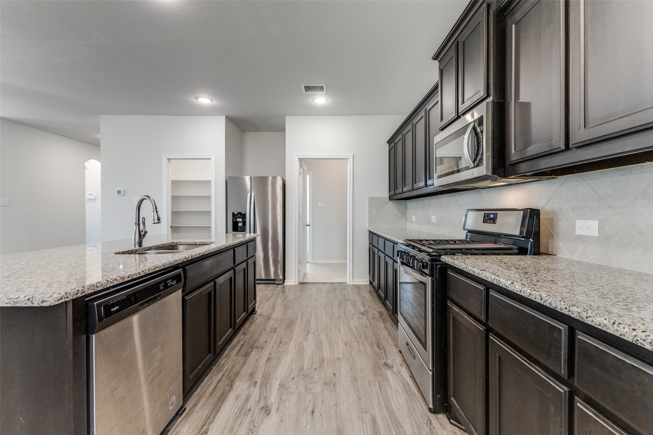 3404 Agate Trail