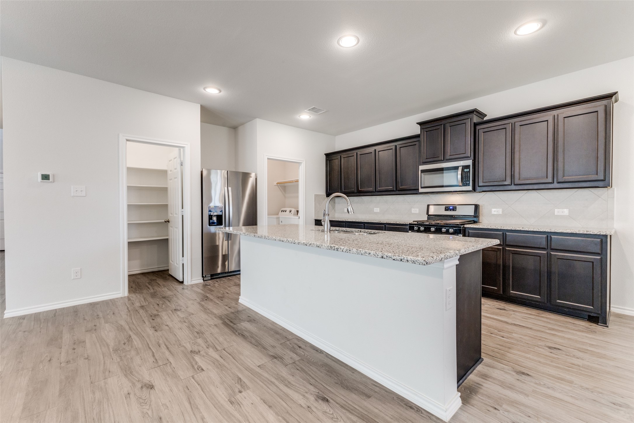 3404 Agate Trail