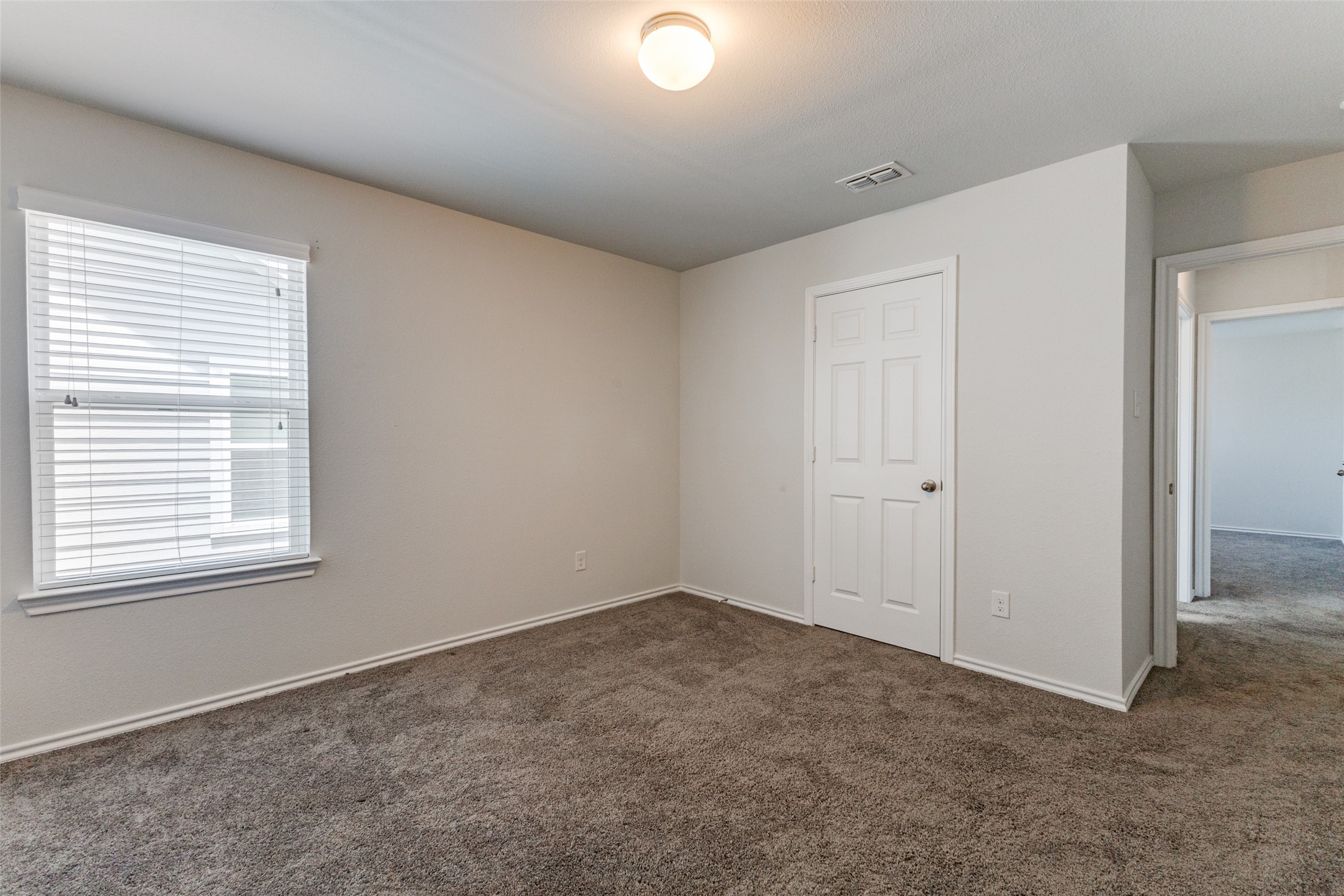 3404 Agate Trail